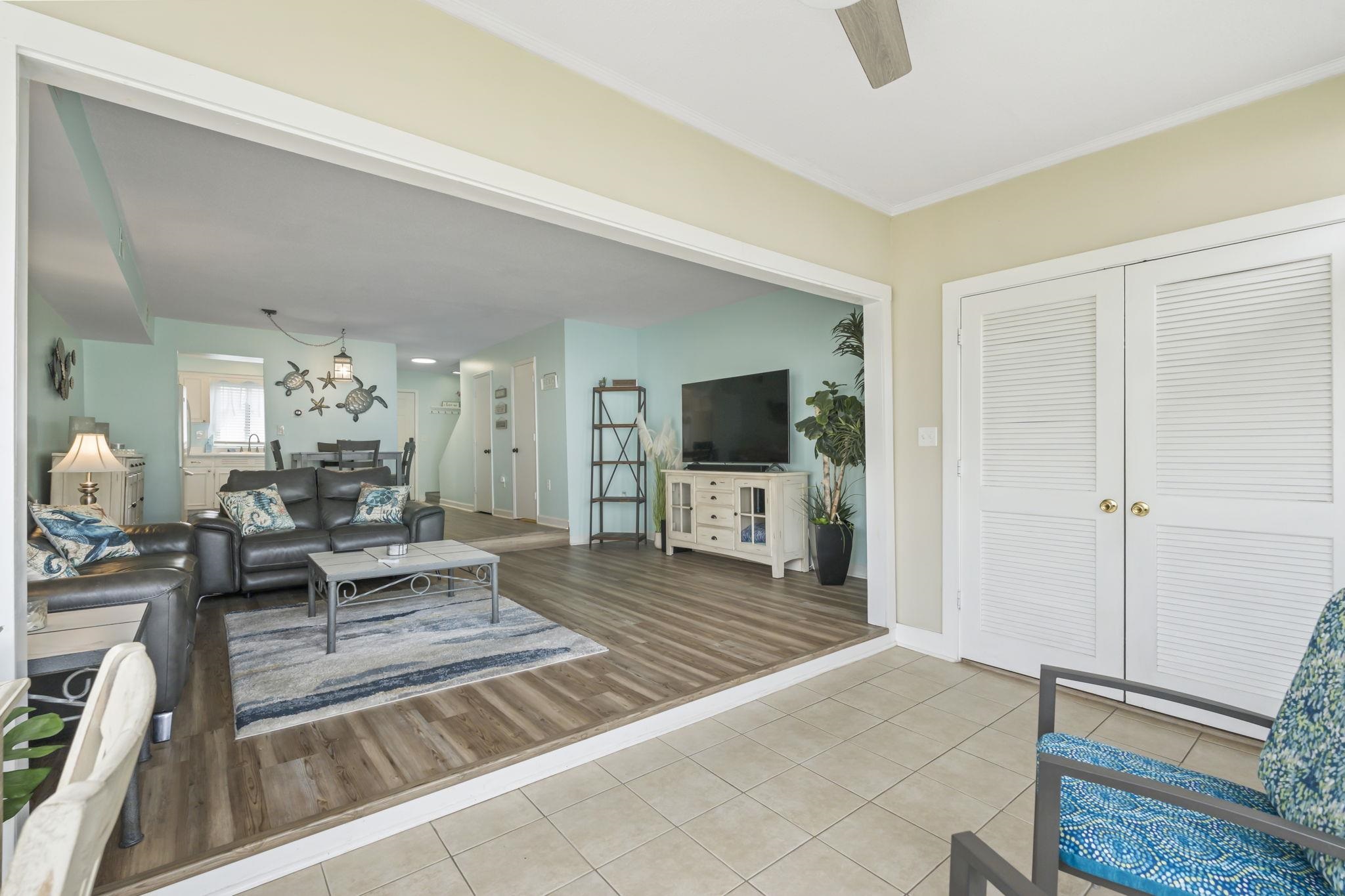 932 Villa Dr. Unit: 932