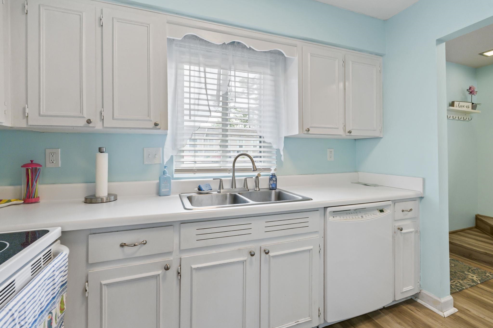 932 Villa Dr. Unit: 932