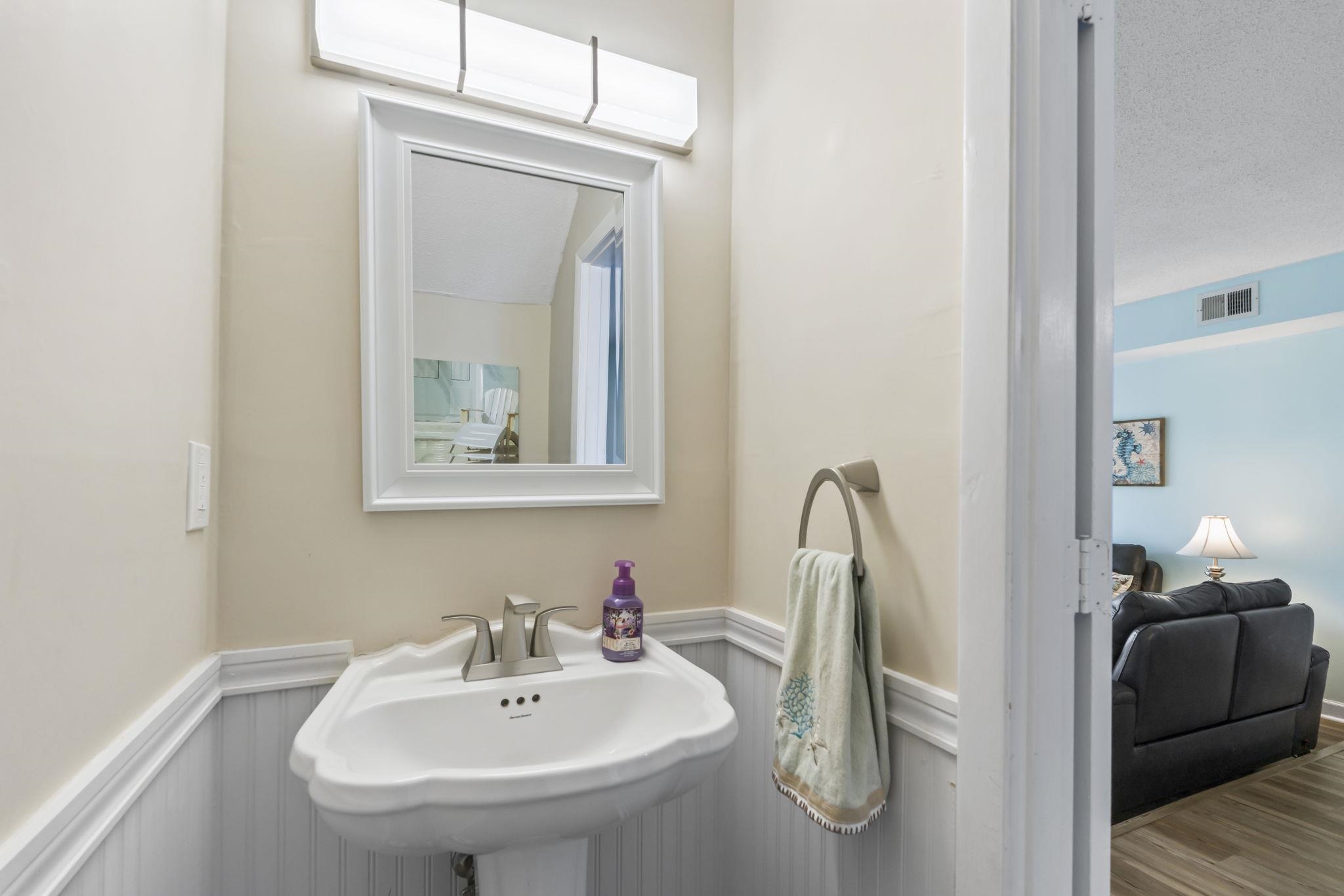 932 Villa Dr. Unit: 932