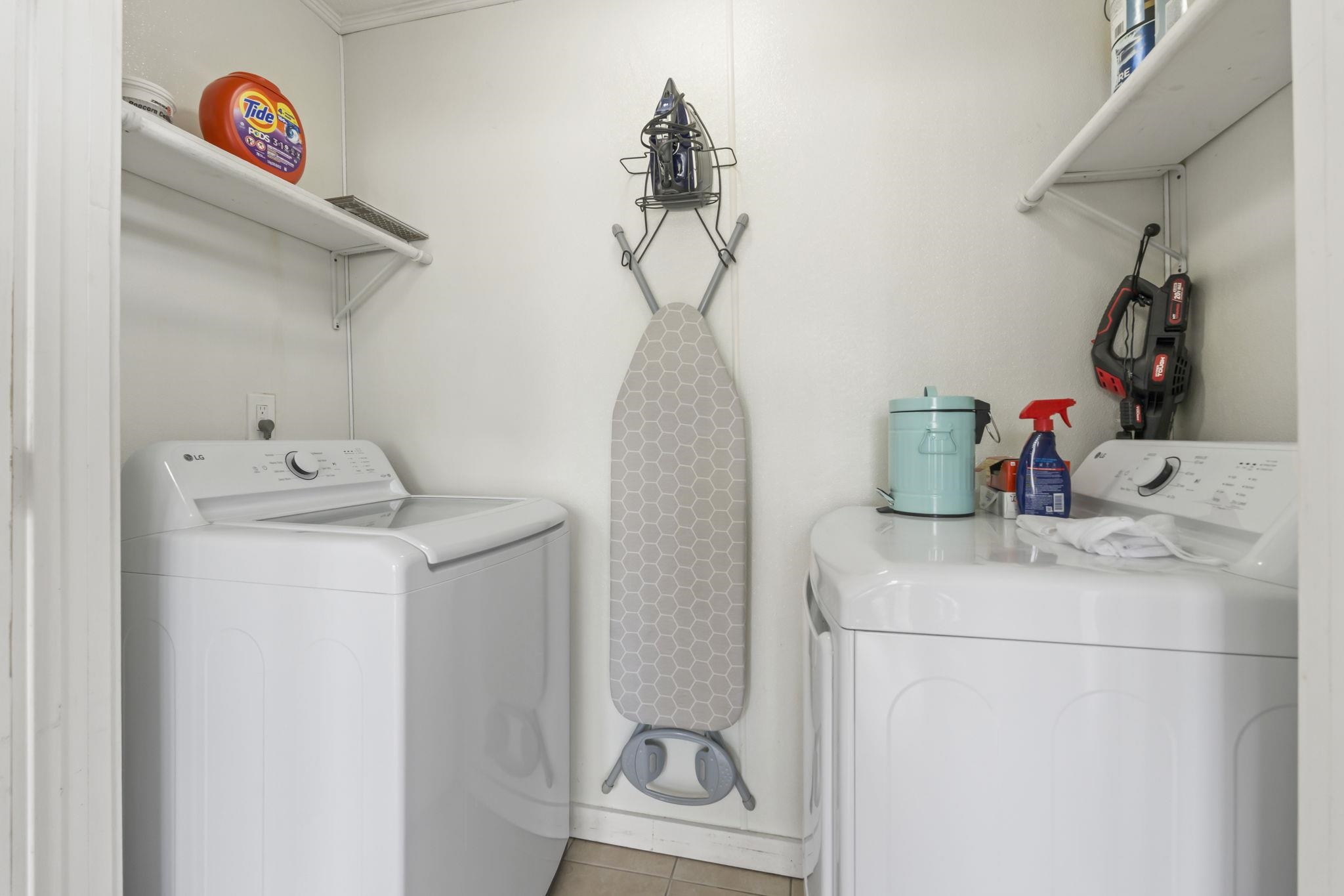 932 Villa Dr. Unit: 932