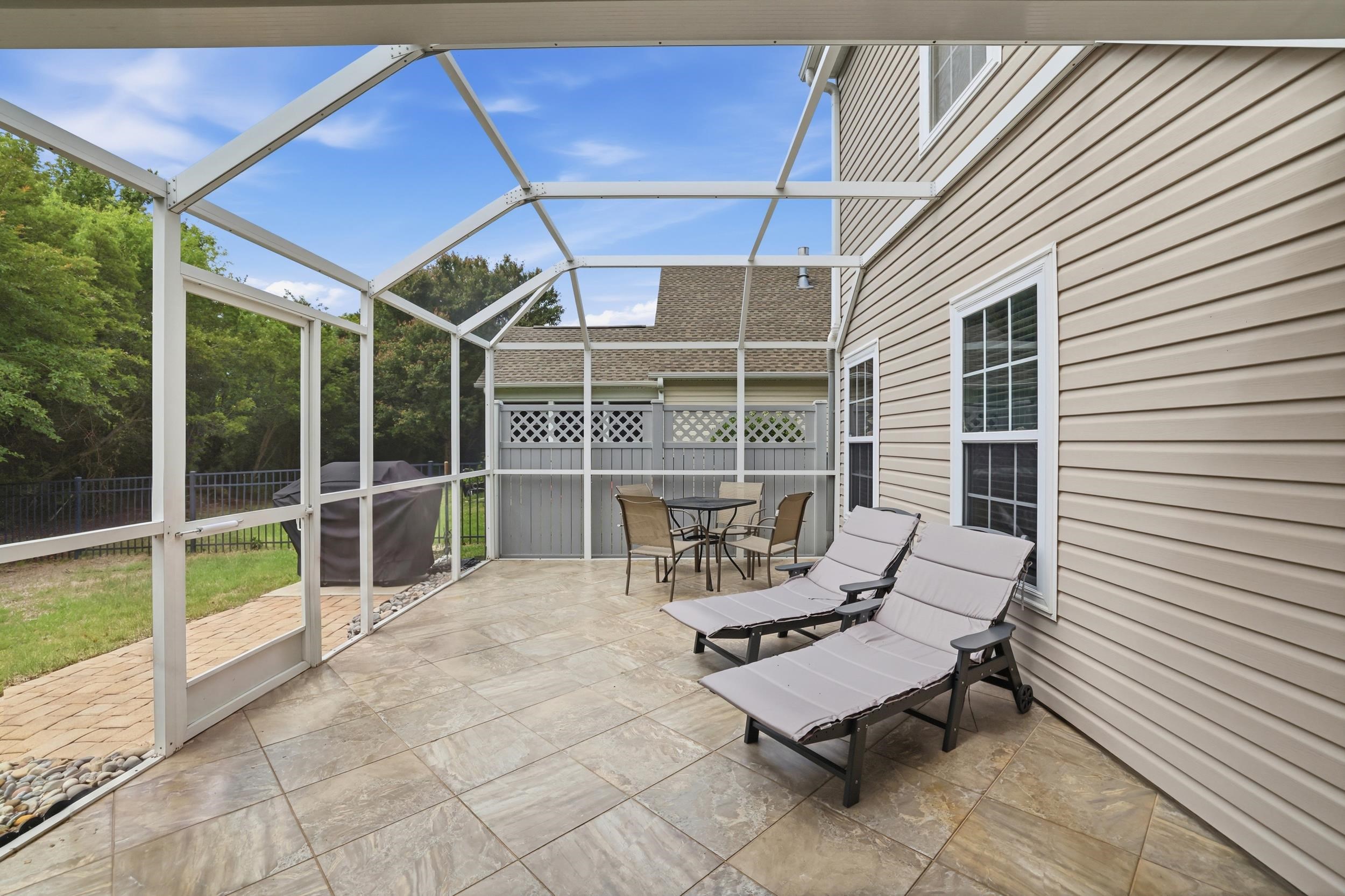 5103 Weatherwood Dr.