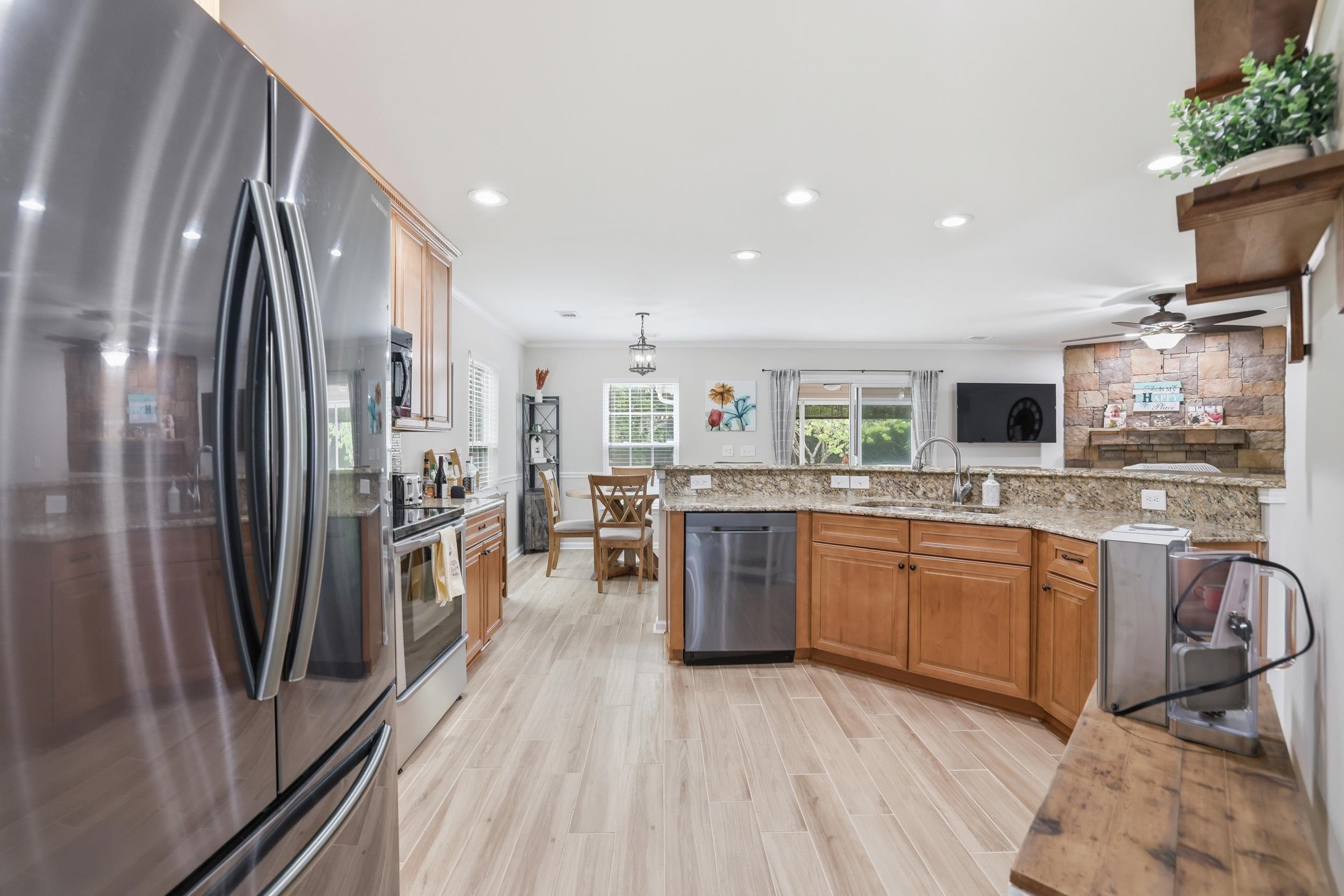 5103 Weatherwood Dr.