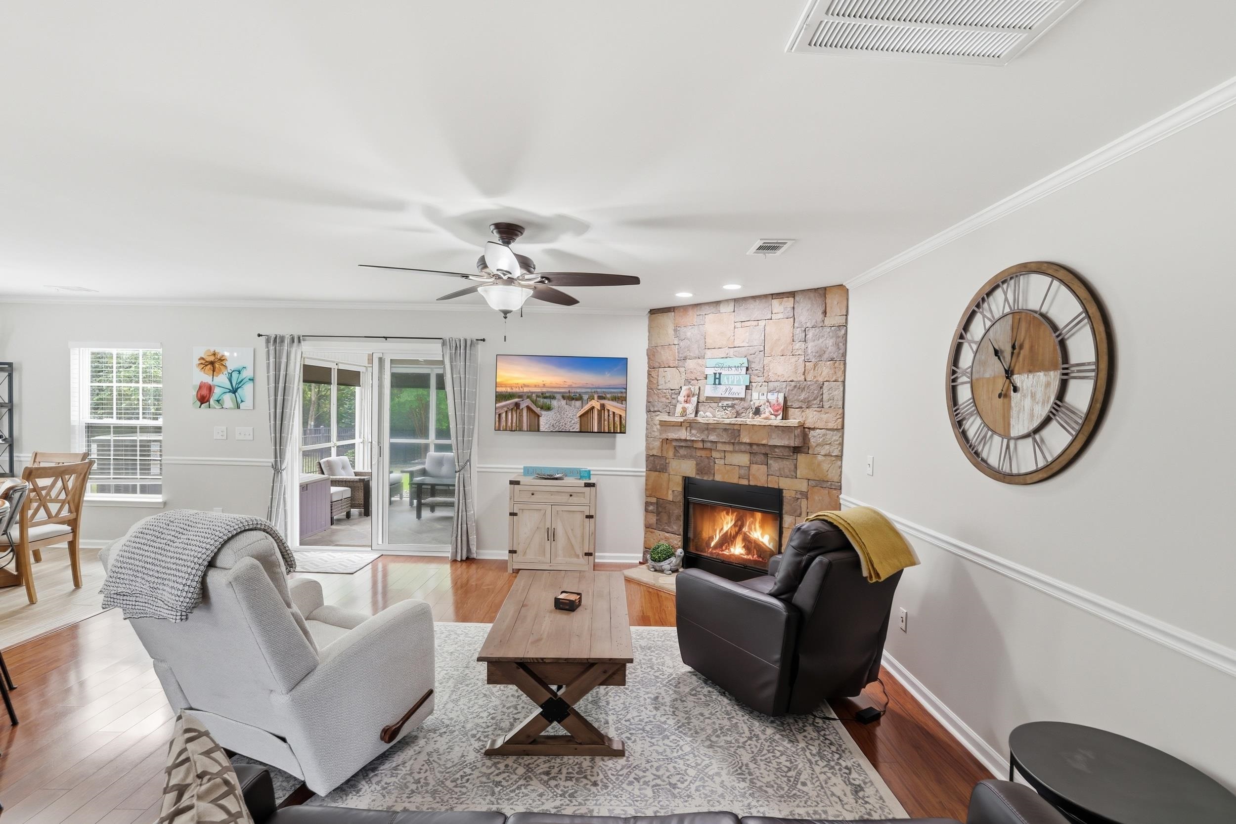 5103 Weatherwood Dr.