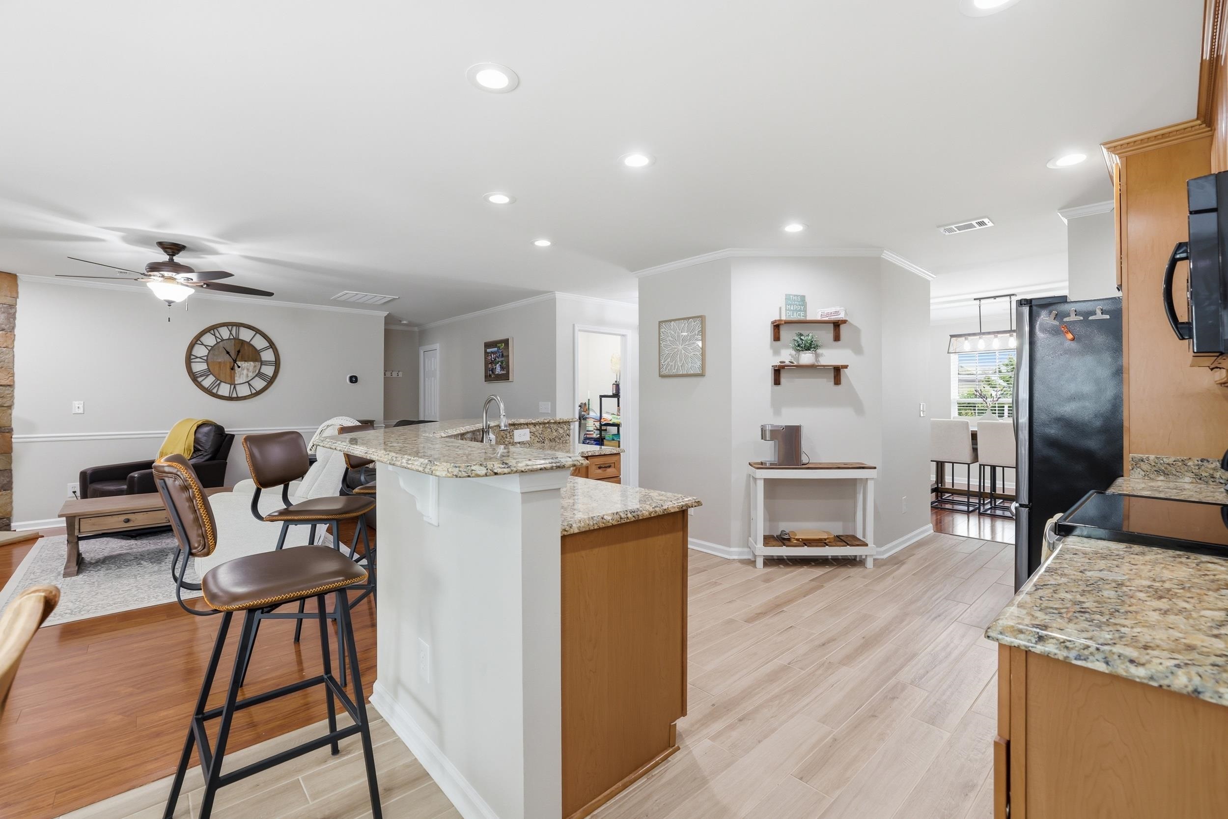 5103 Weatherwood Dr.