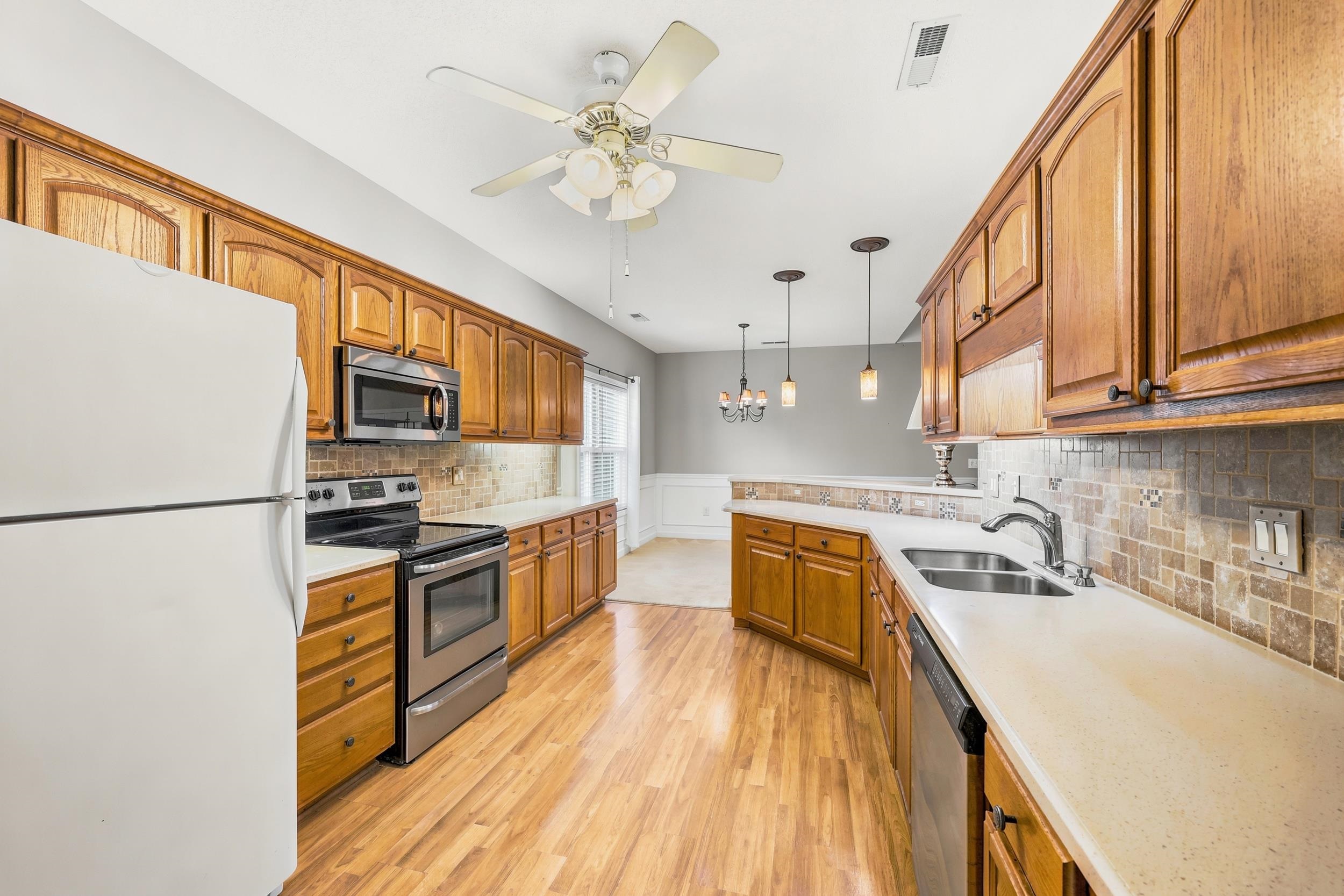 120 Ashworth Dr.