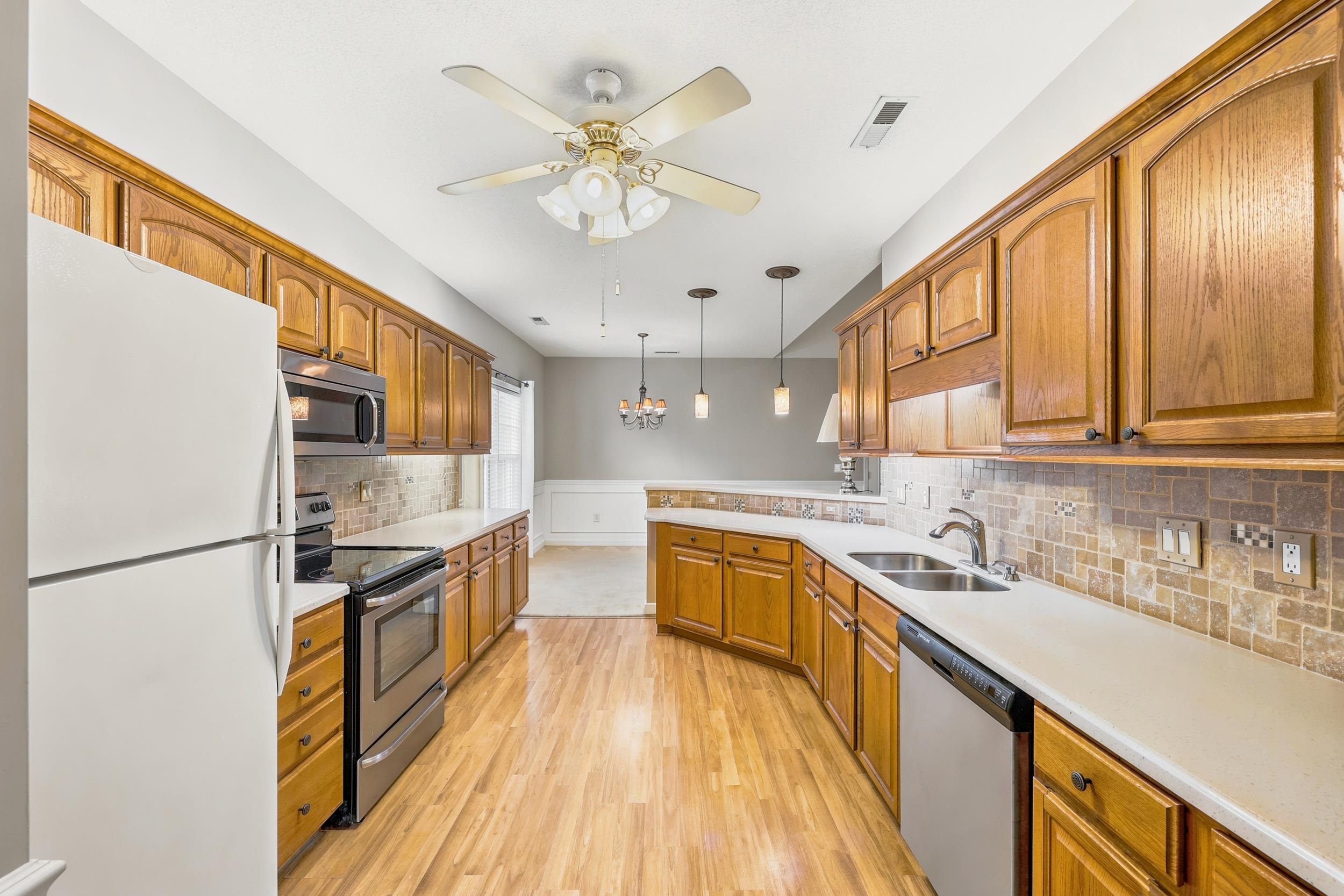 120 Ashworth Dr.