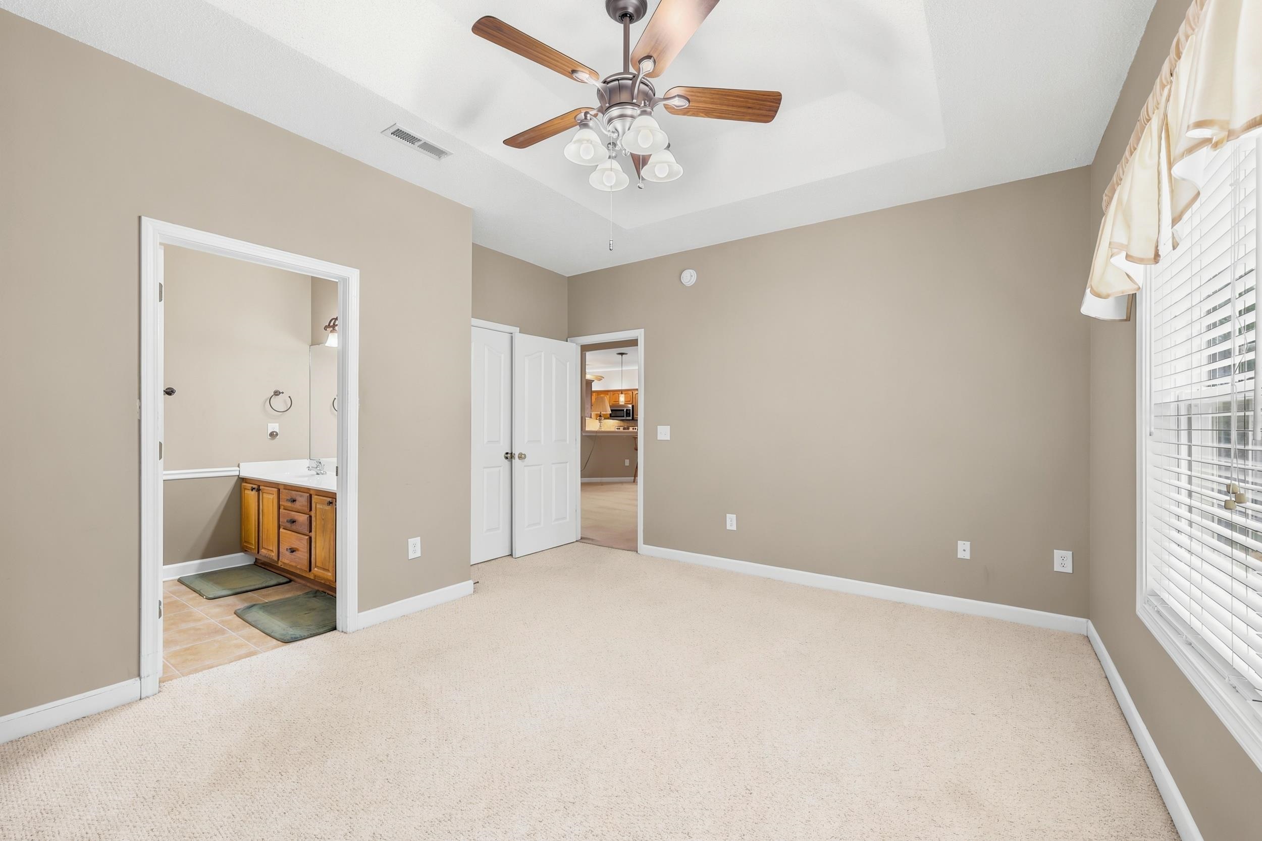 120 Ashworth Dr.