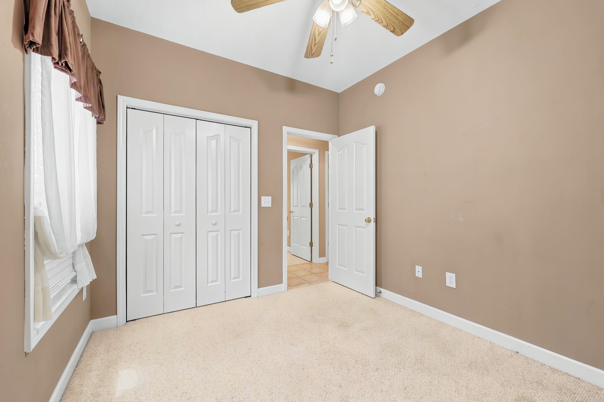 120 Ashworth Dr.