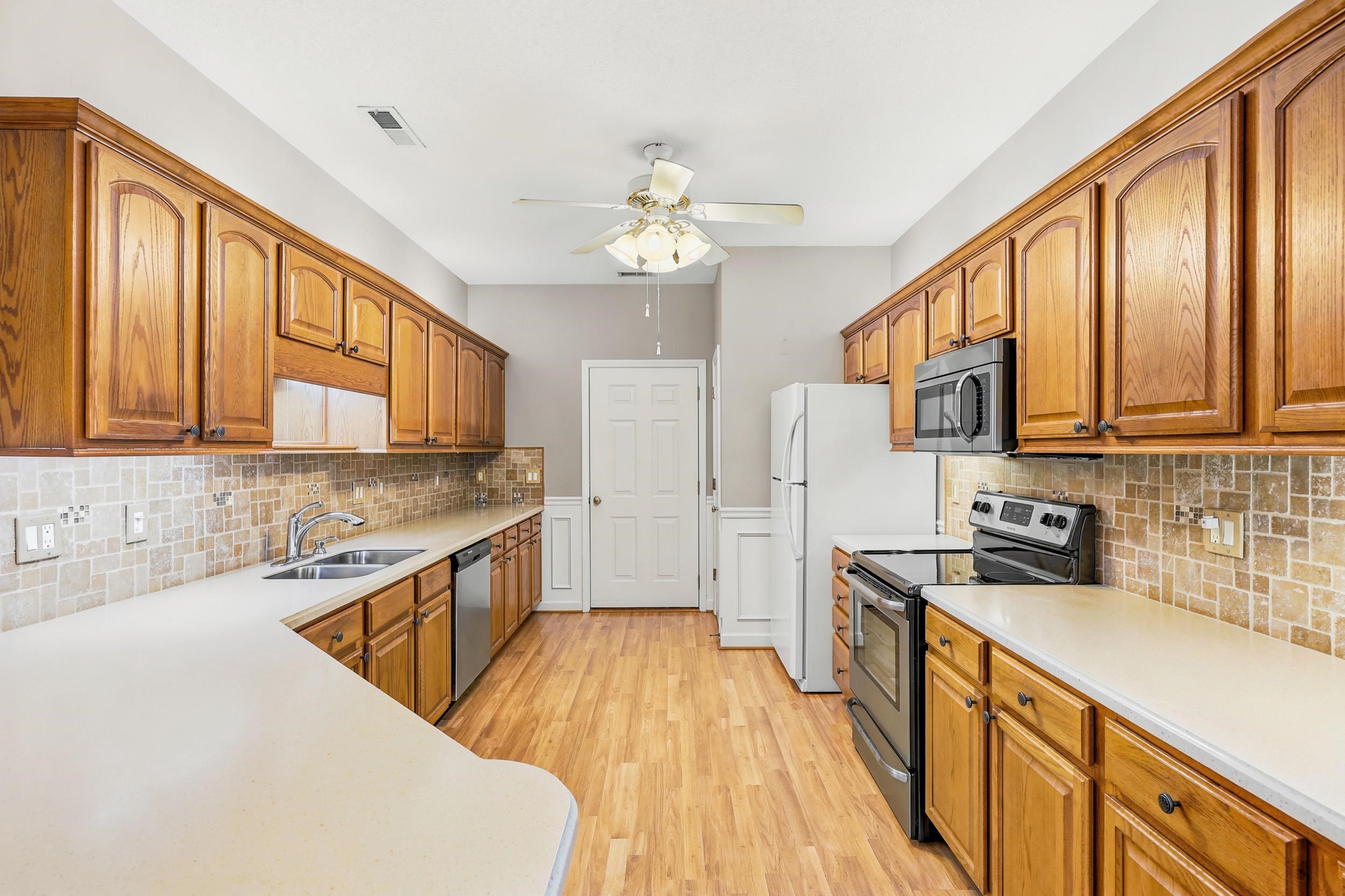 120 Ashworth Dr.