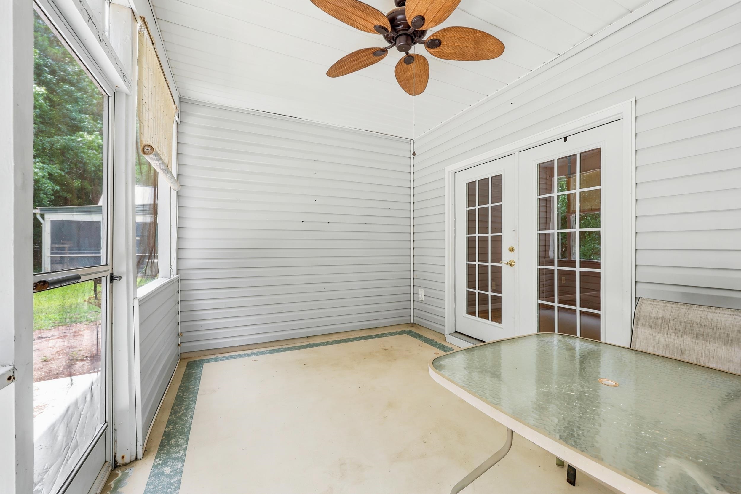 120 Ashworth Dr.