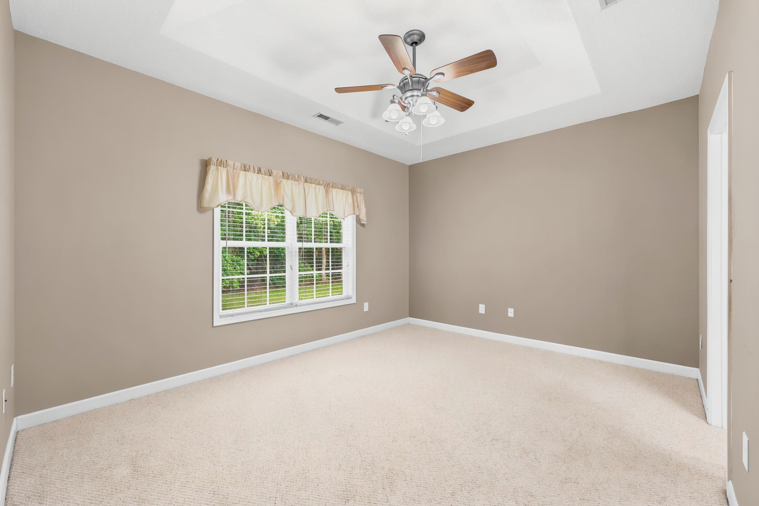 120 Ashworth Dr.
