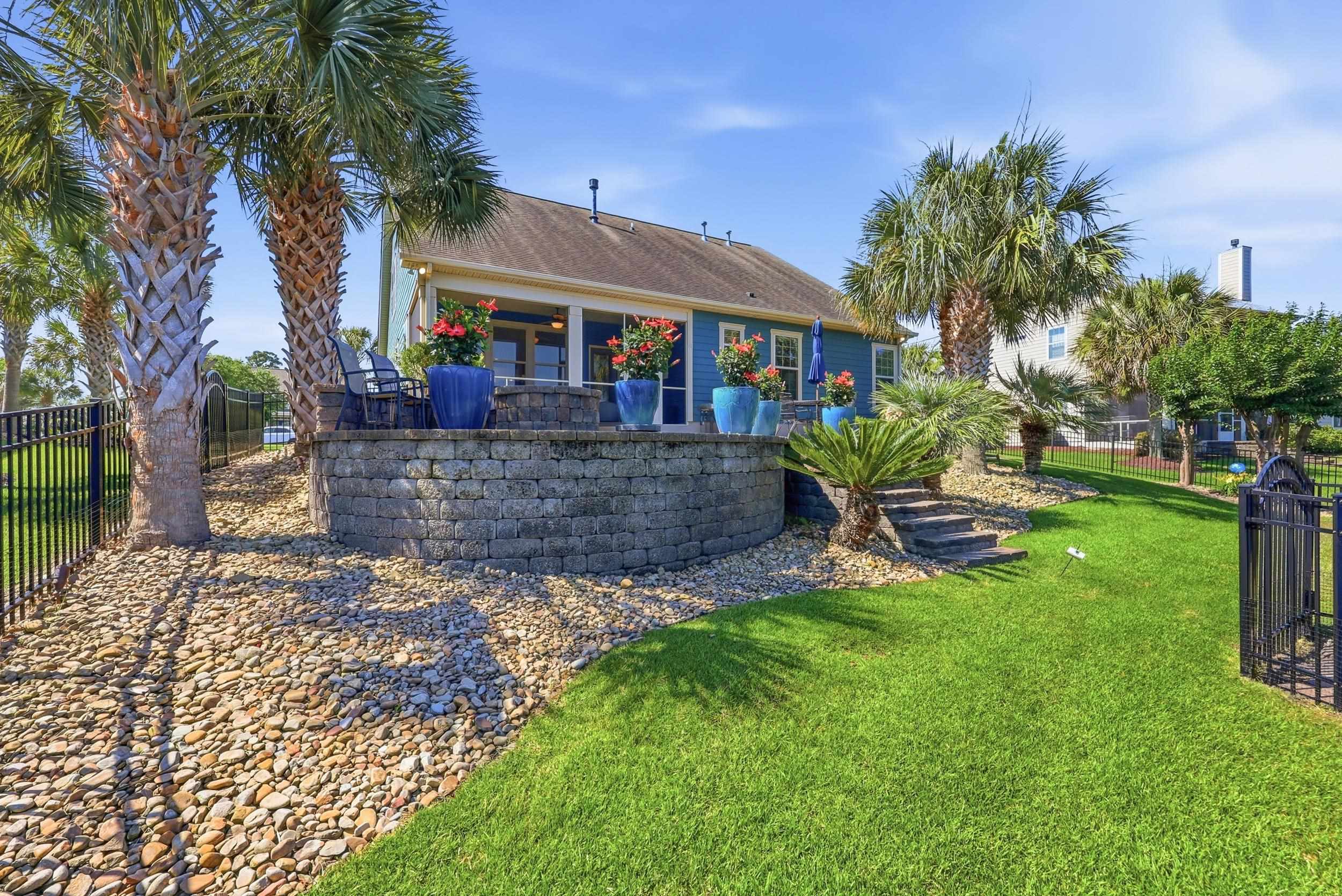 1601 East Island Dr.