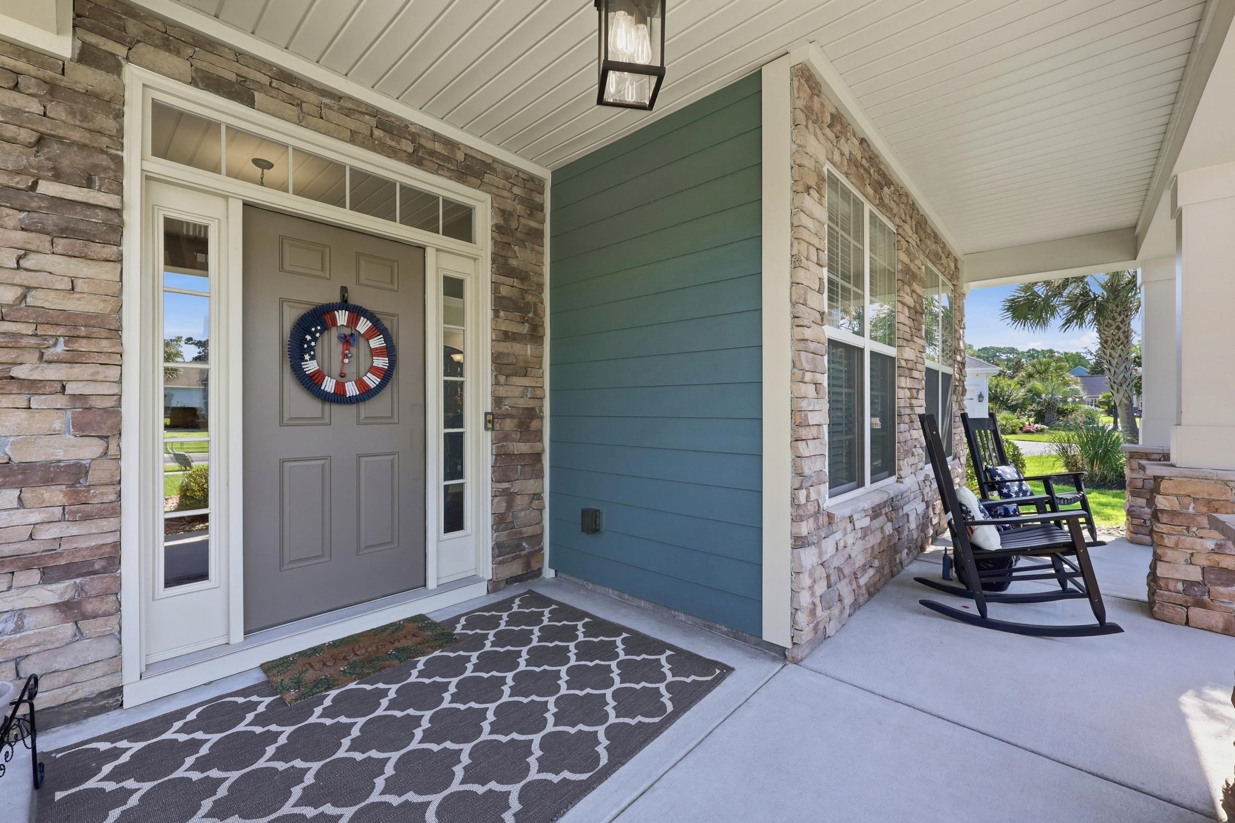 1601 East Island Dr.