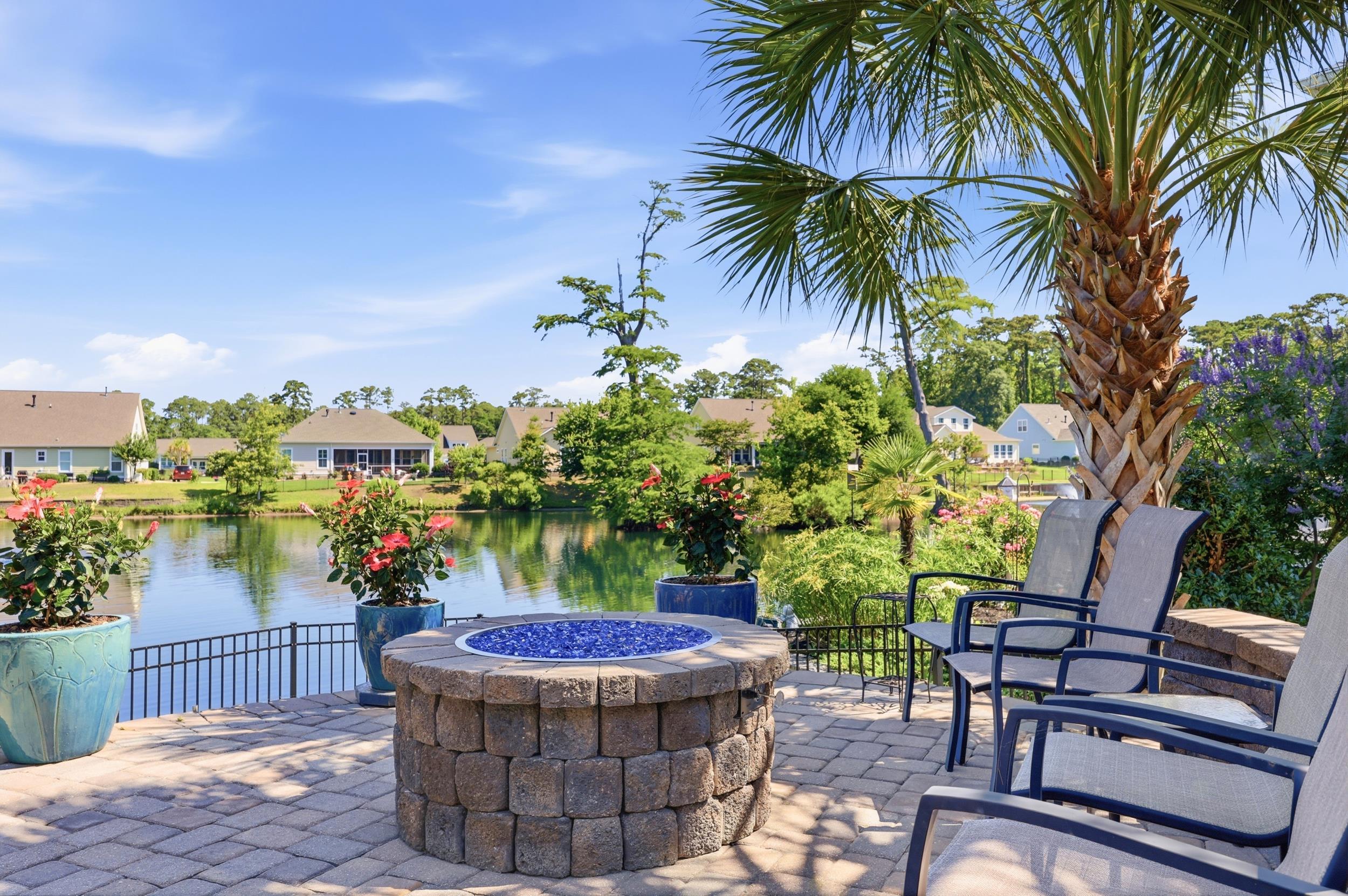 1601 East Island Dr.