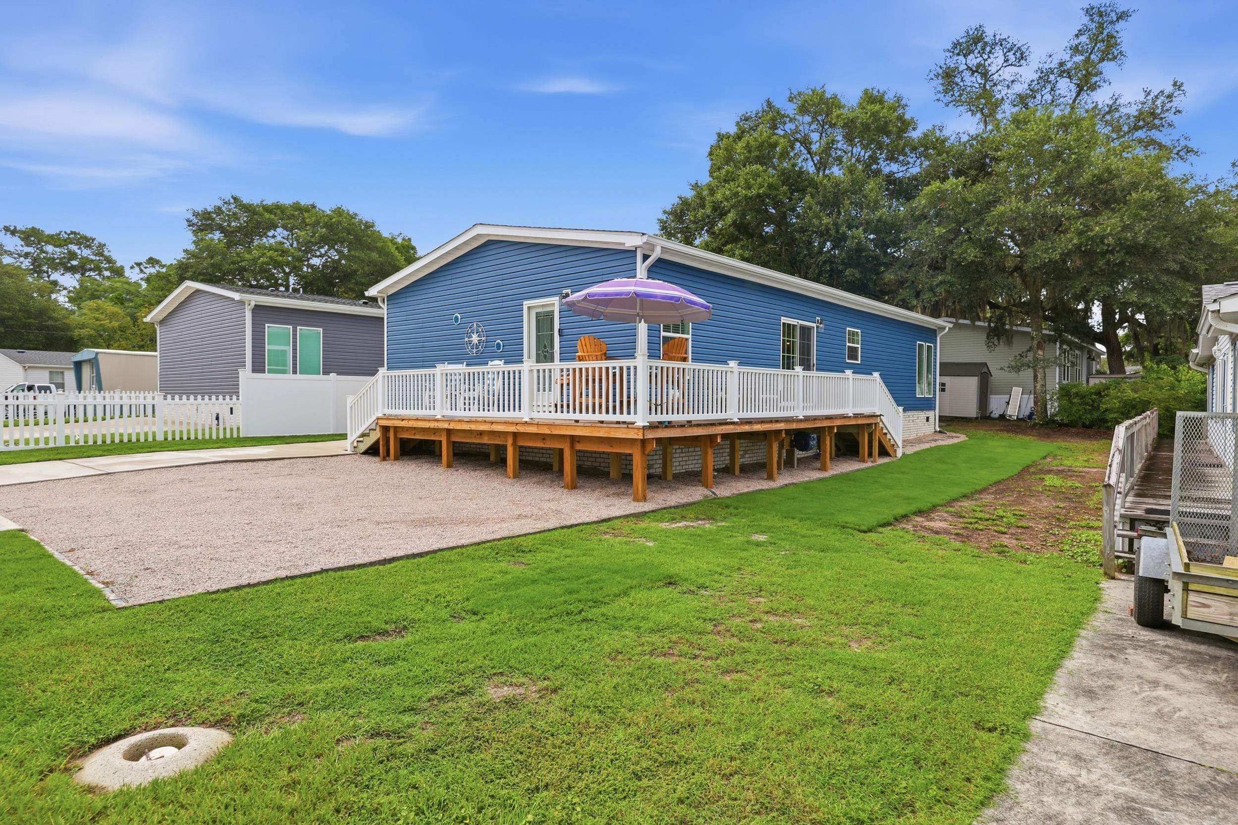2420 Hilburn St.