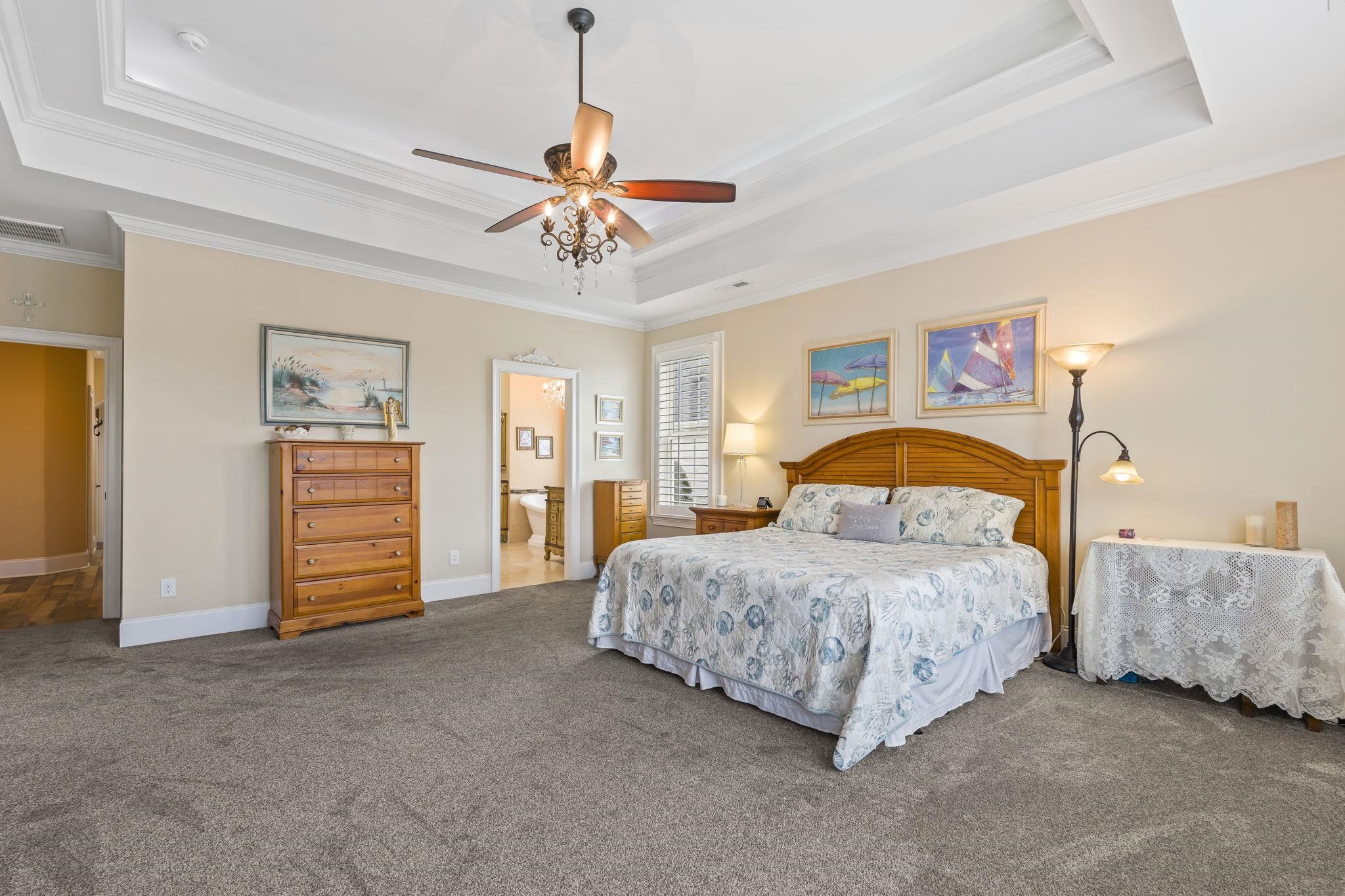 1703 East Island Dr.