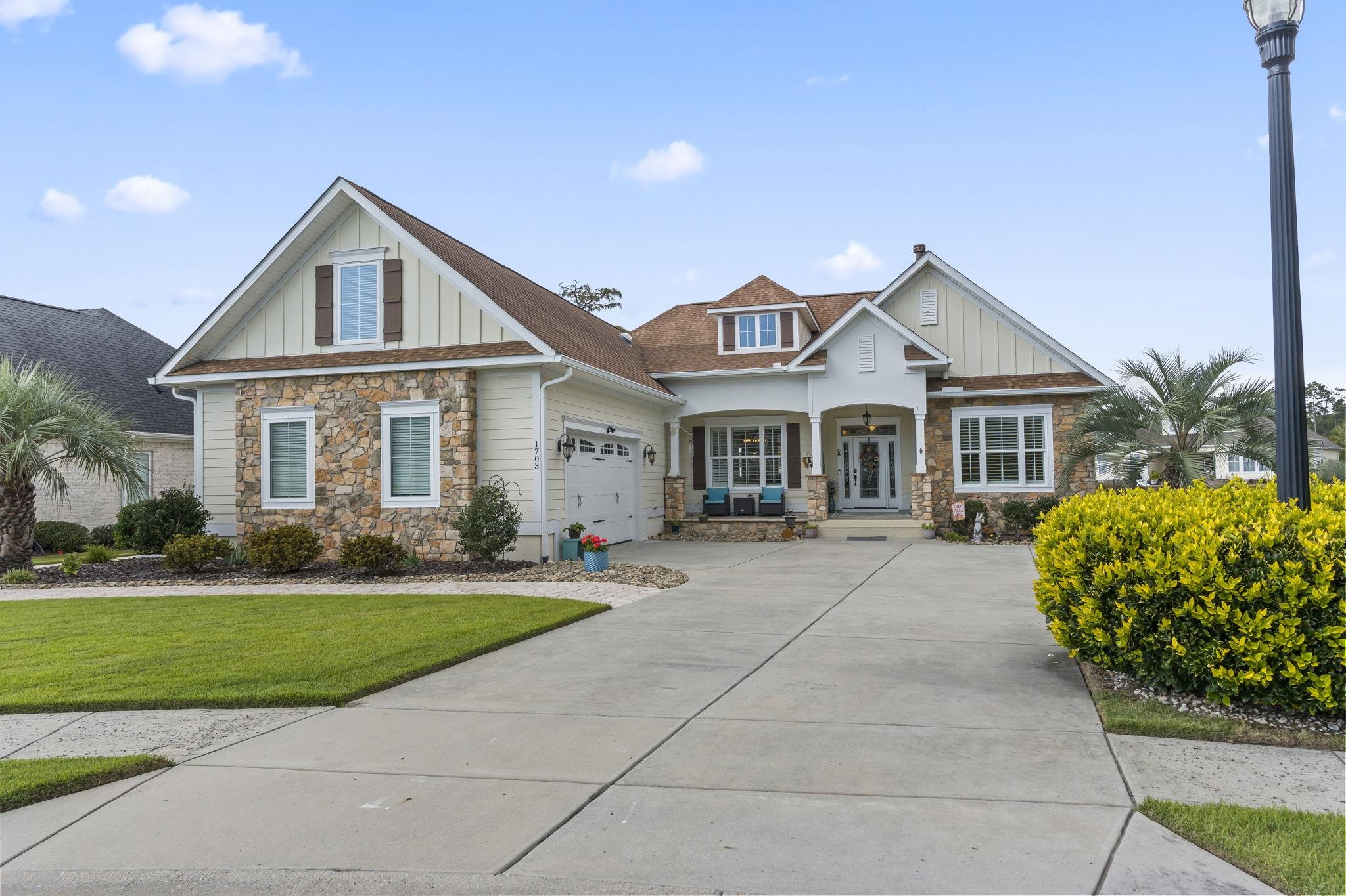 1703 East Island Dr.