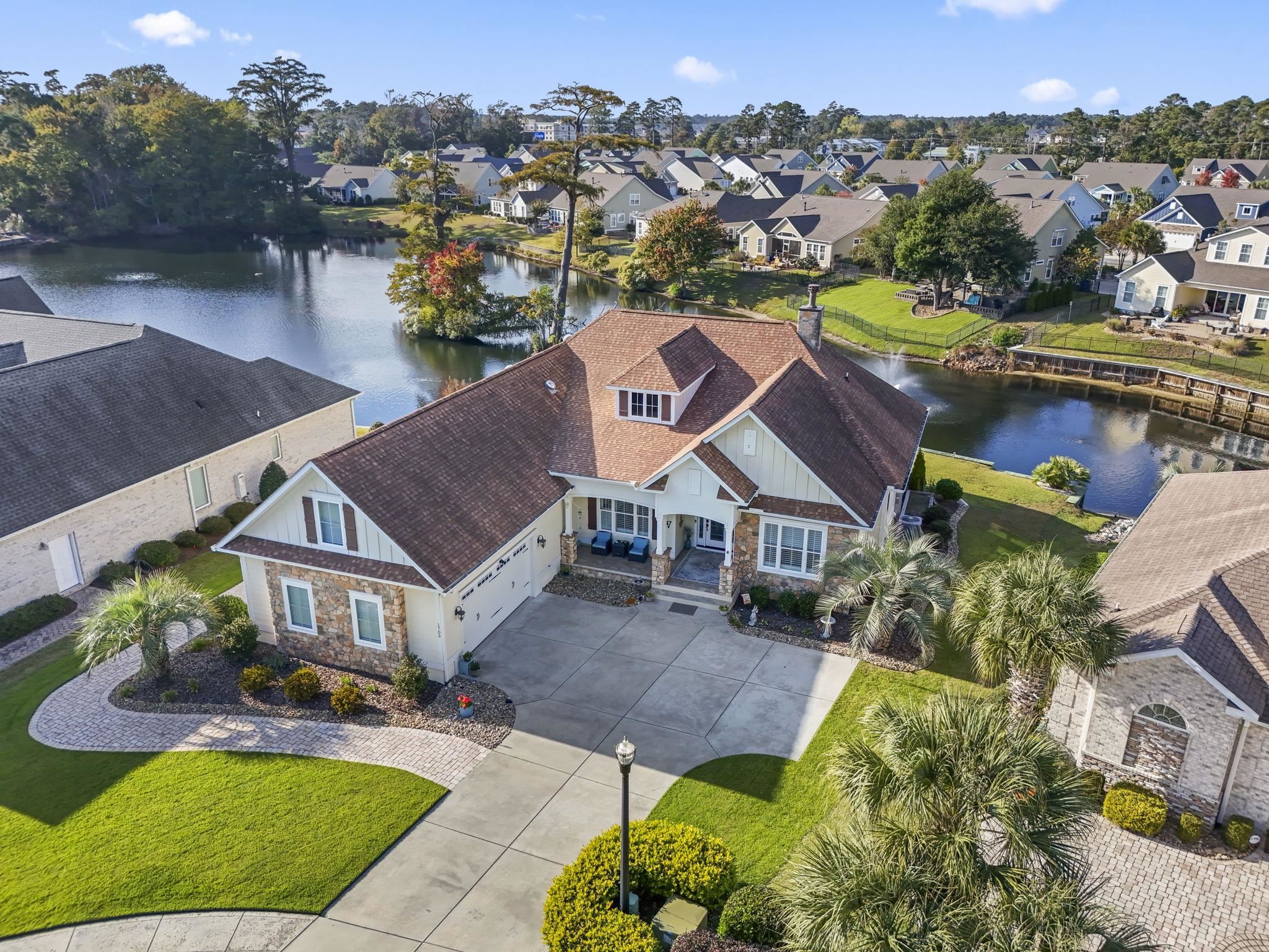 1703 East Island Dr.