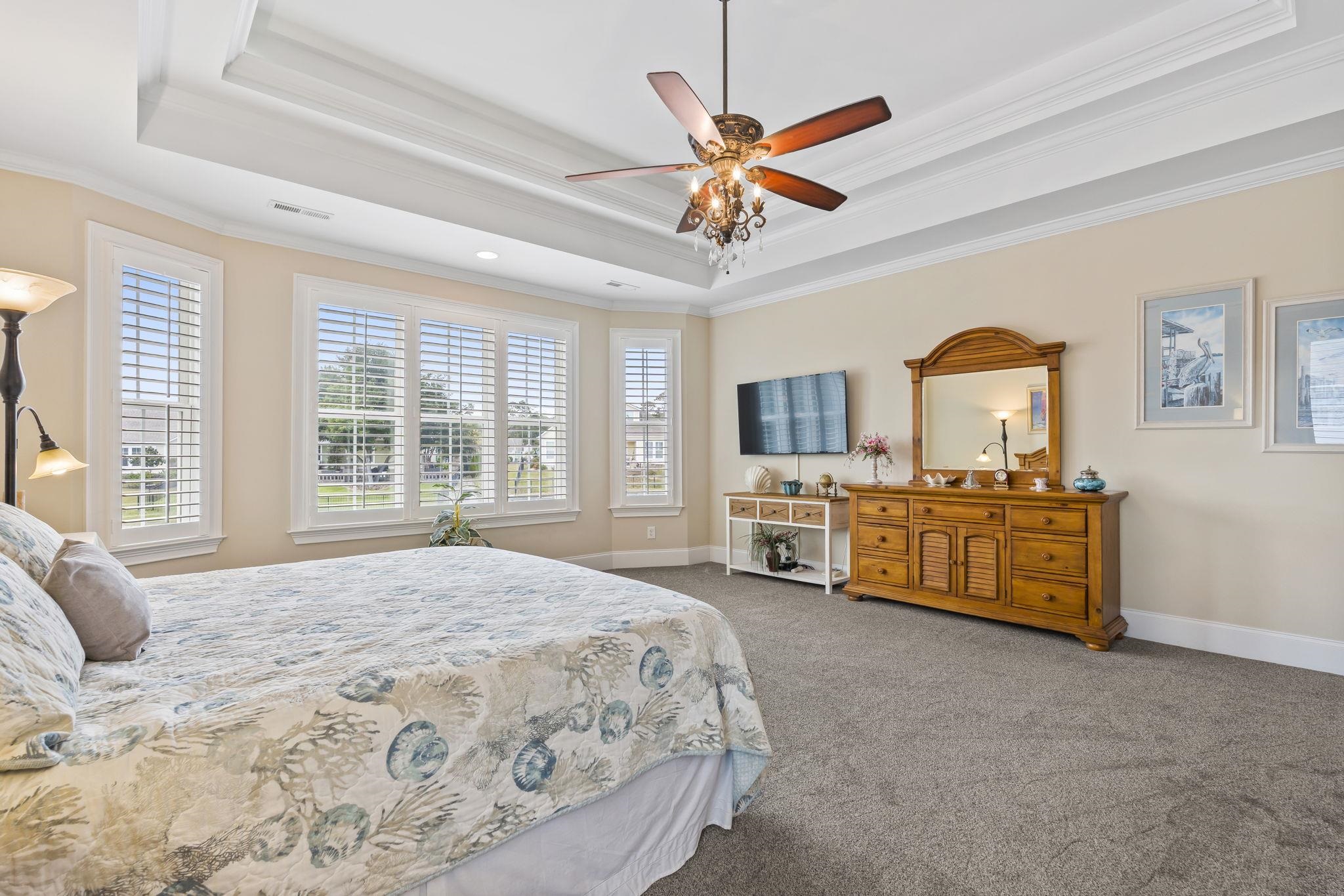 1703 East Island Dr.