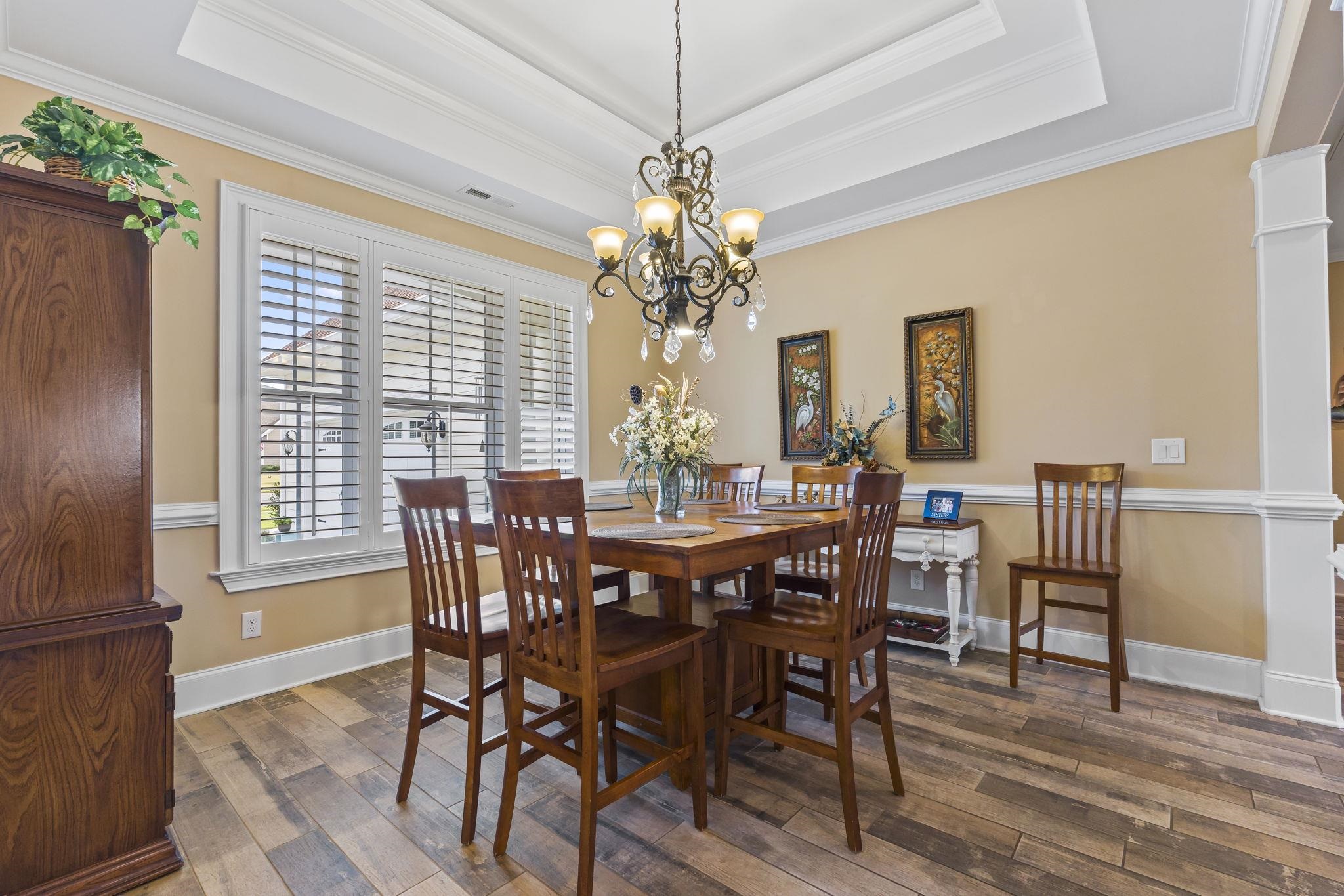 1703 East Island Dr.