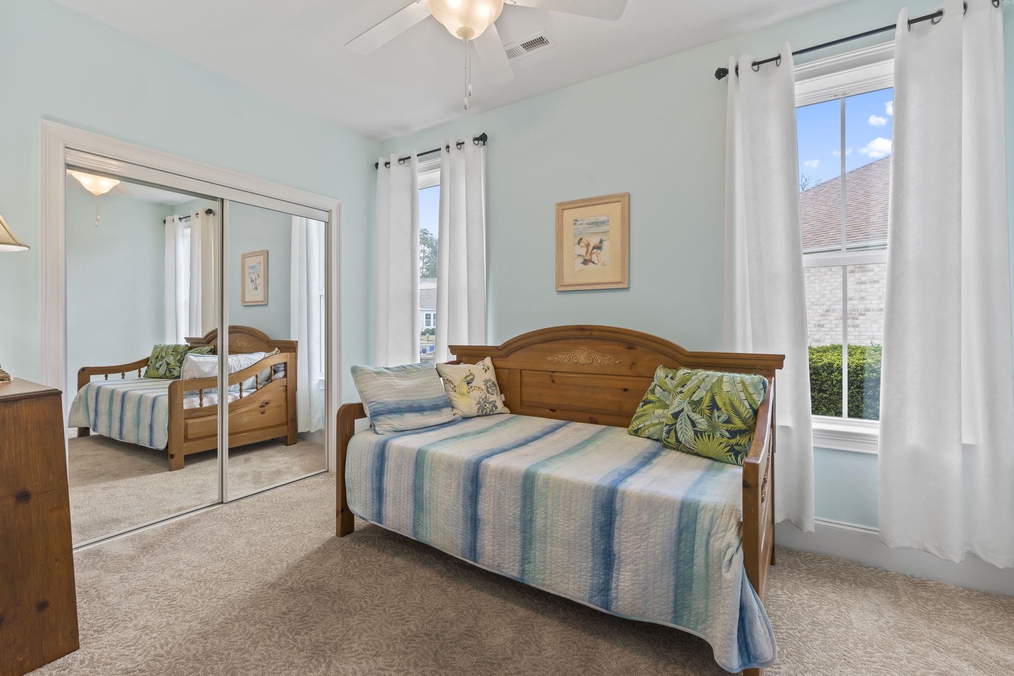 1703 East Island Dr.