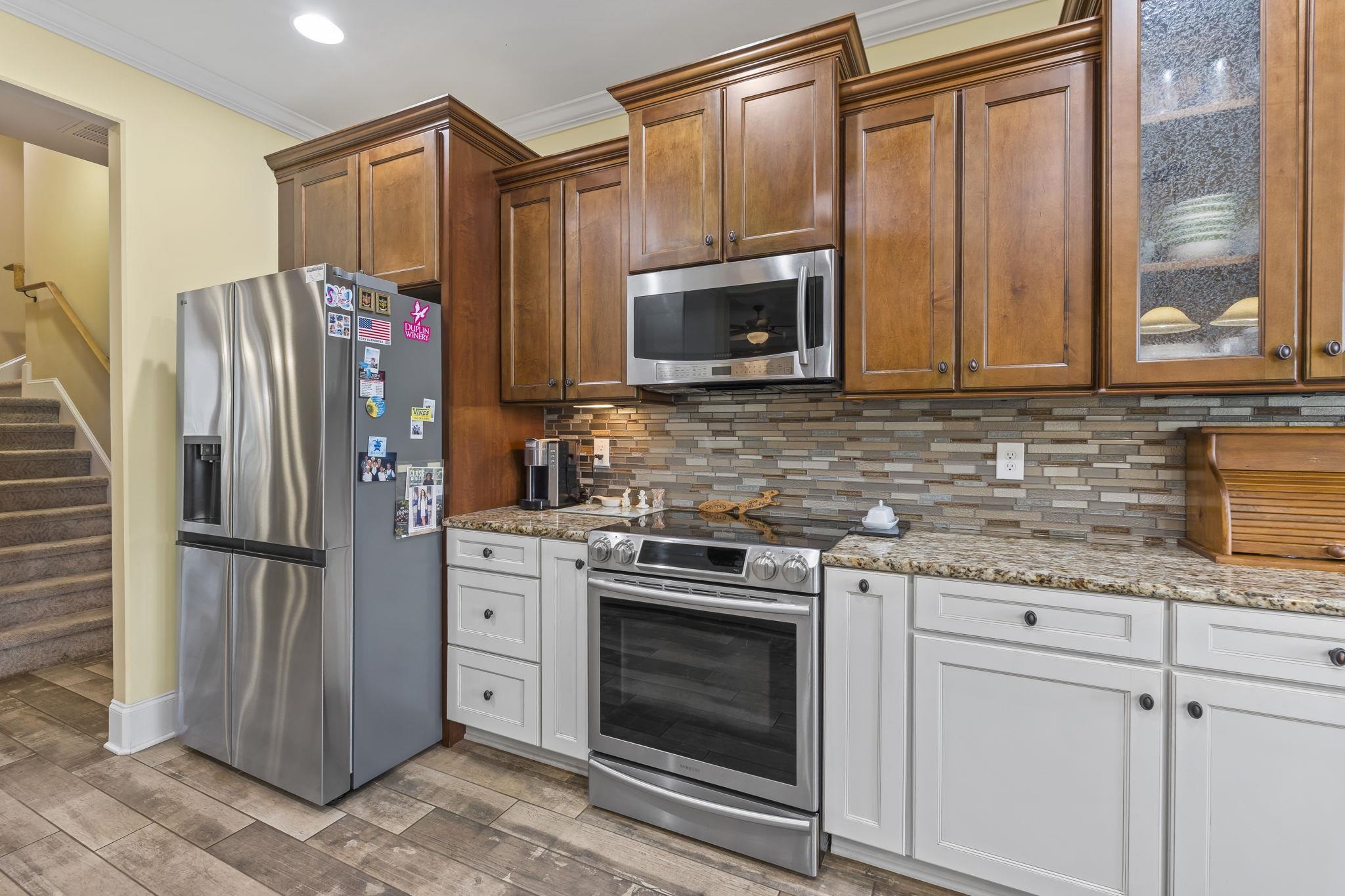 1703 East Island Dr.