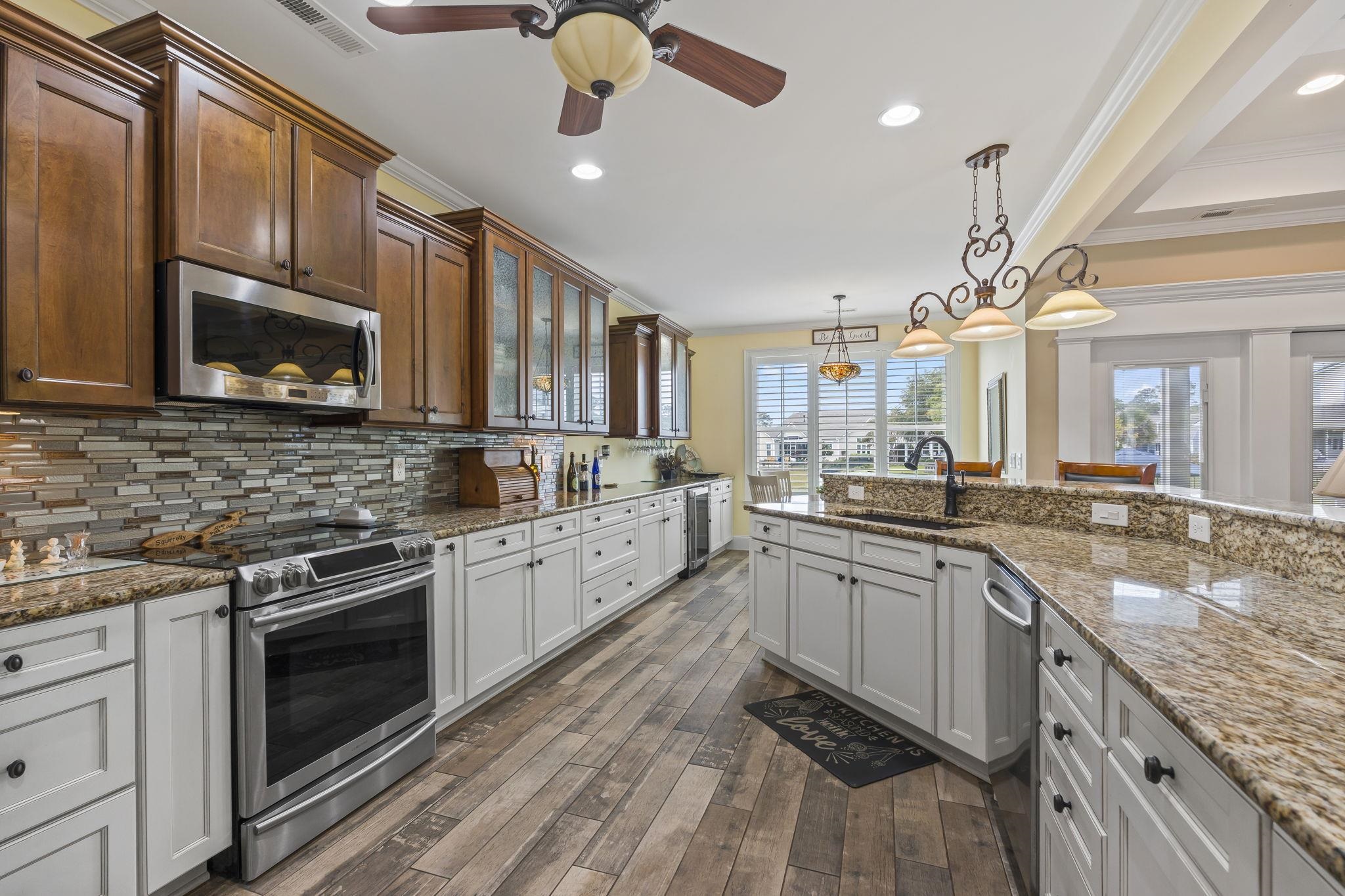1703 East Island Dr.