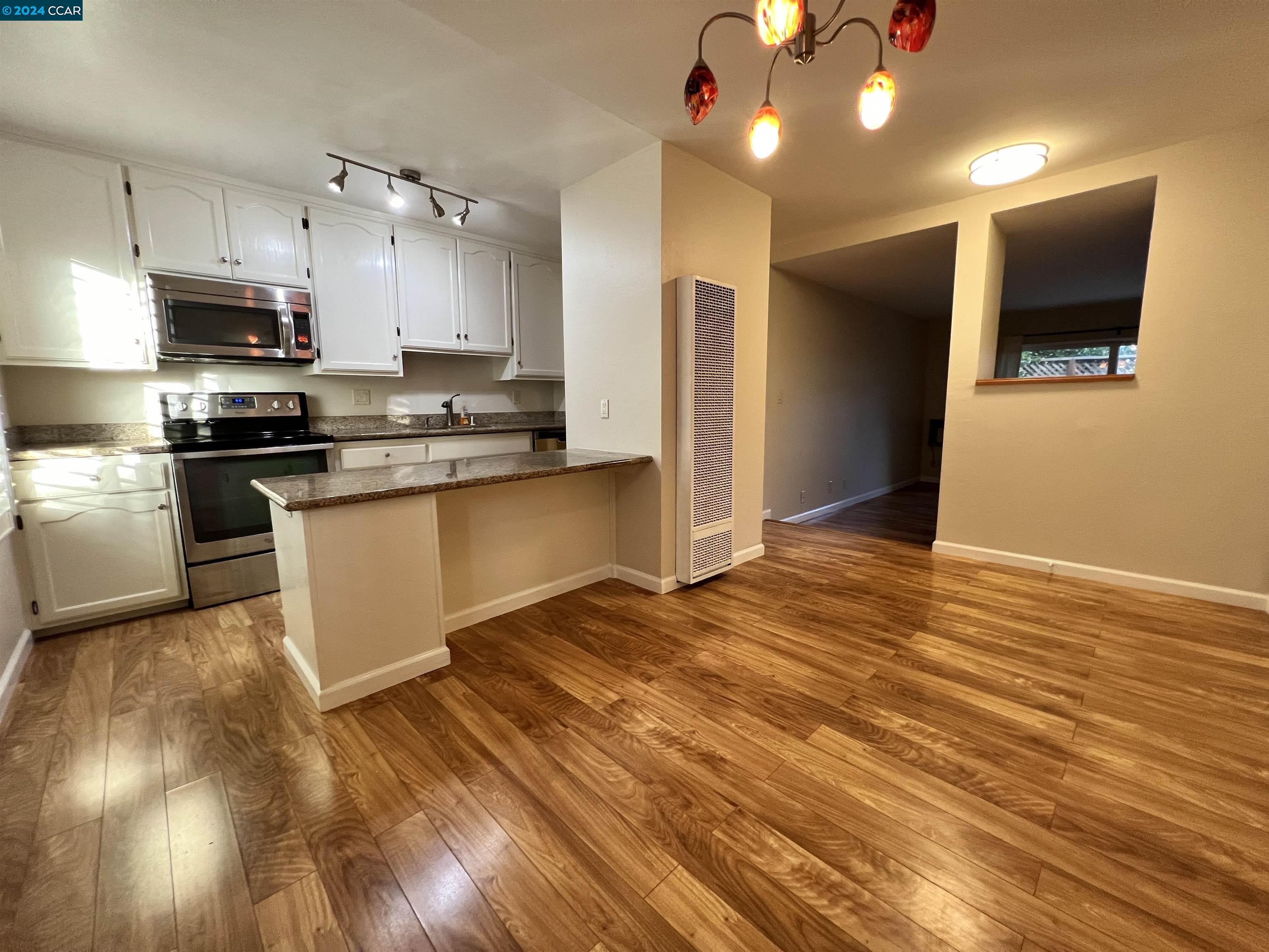 1241 Homestead Ave # 213