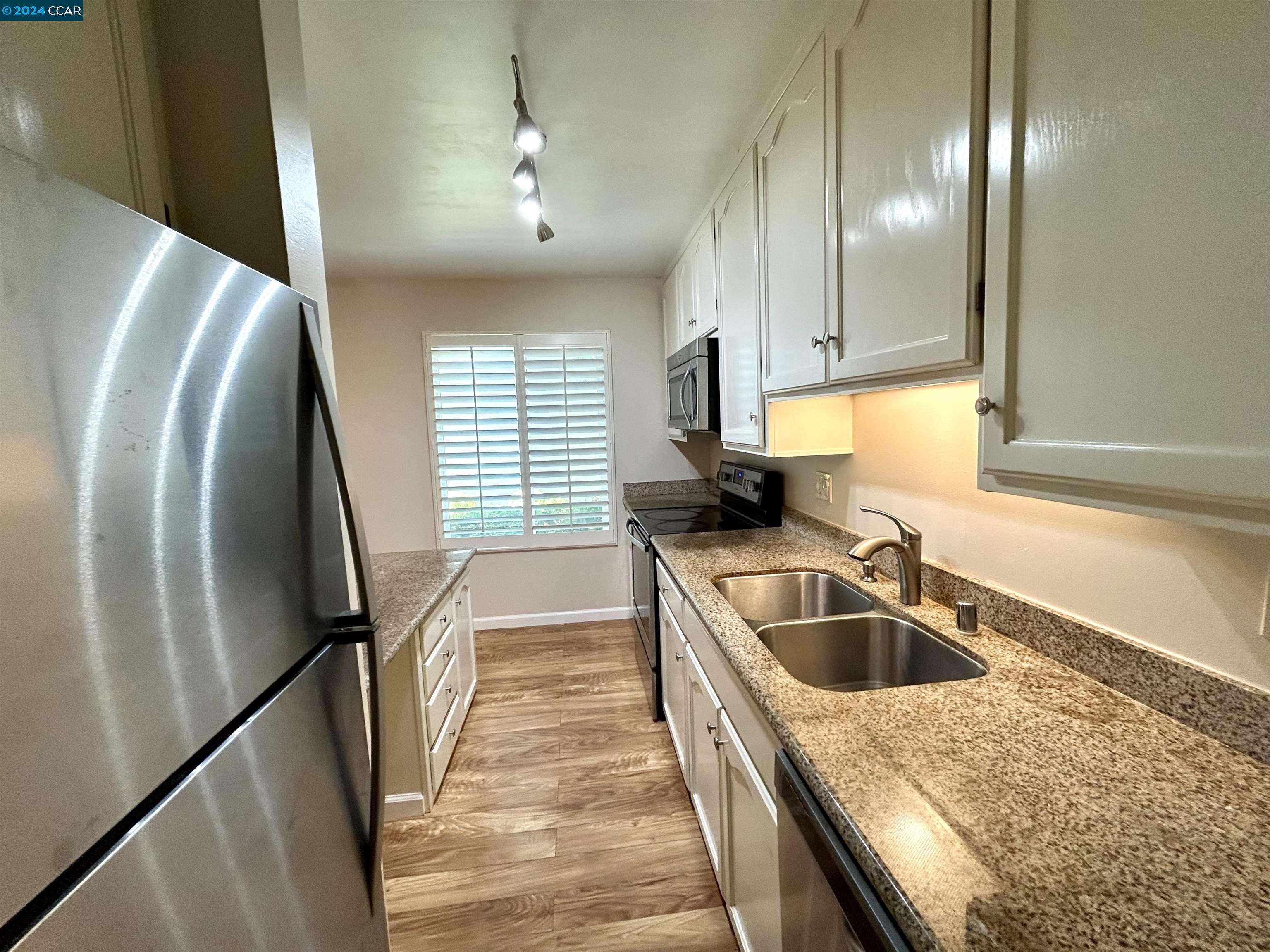 1241 Homestead Ave # 213