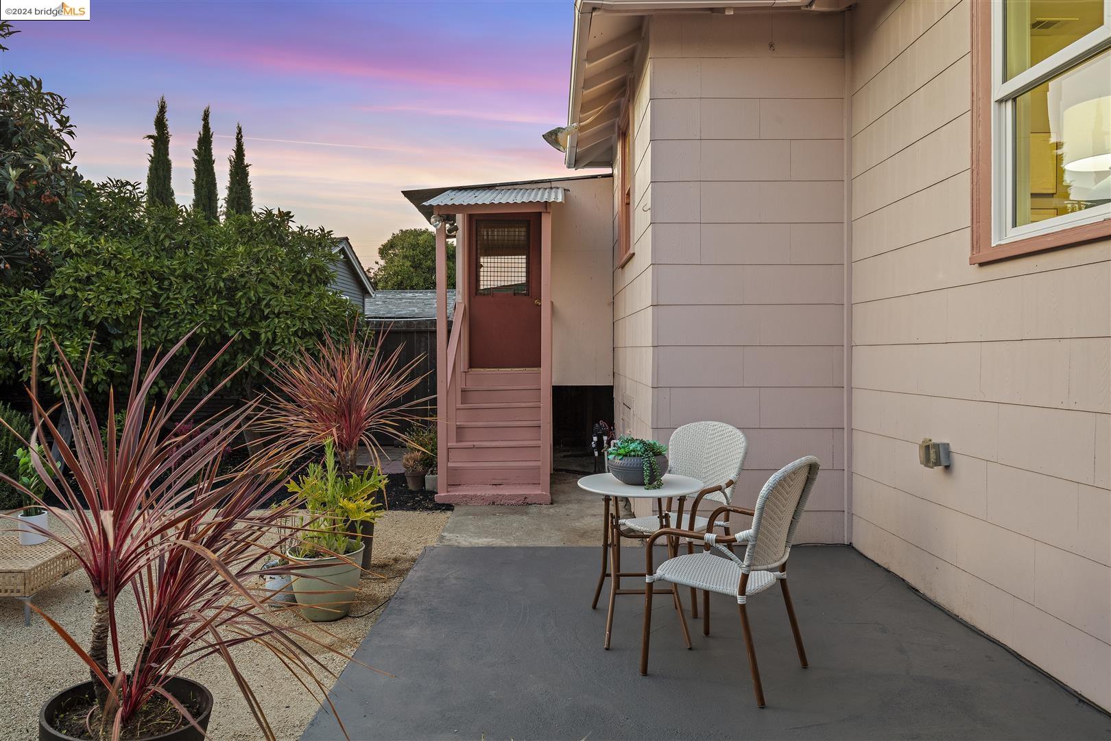 2787 Fruitvale Ave