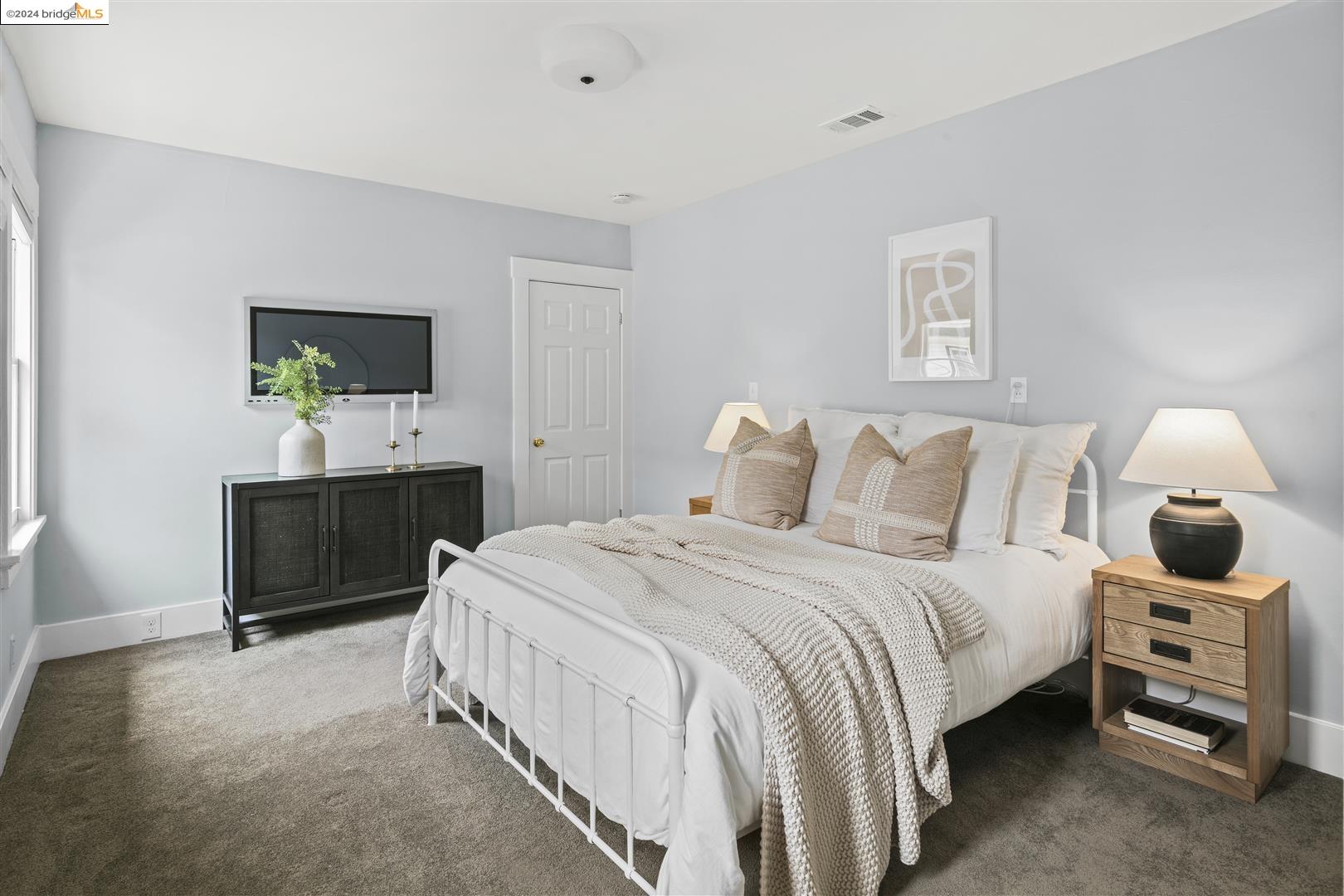 2787 Fruitvale Ave