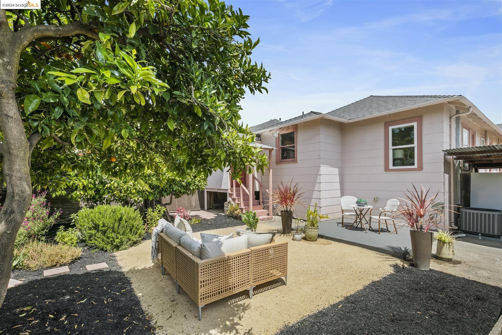 2787 Fruitvale Ave
