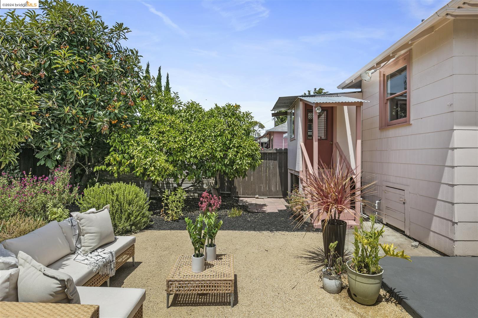 2787 Fruitvale Ave