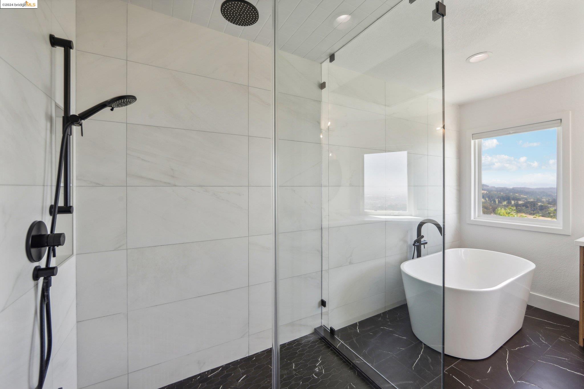 5028 Crystal Ridge Ct