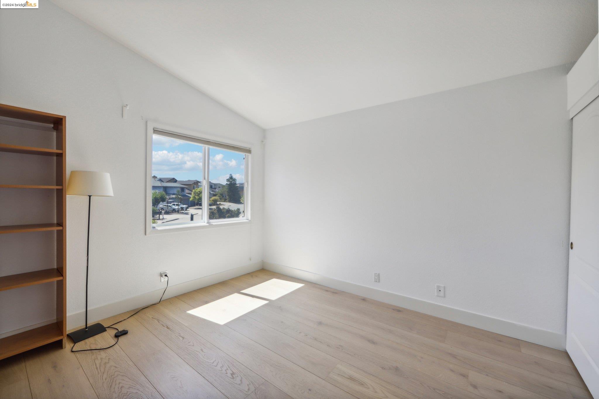 5028 Crystal Ridge Ct