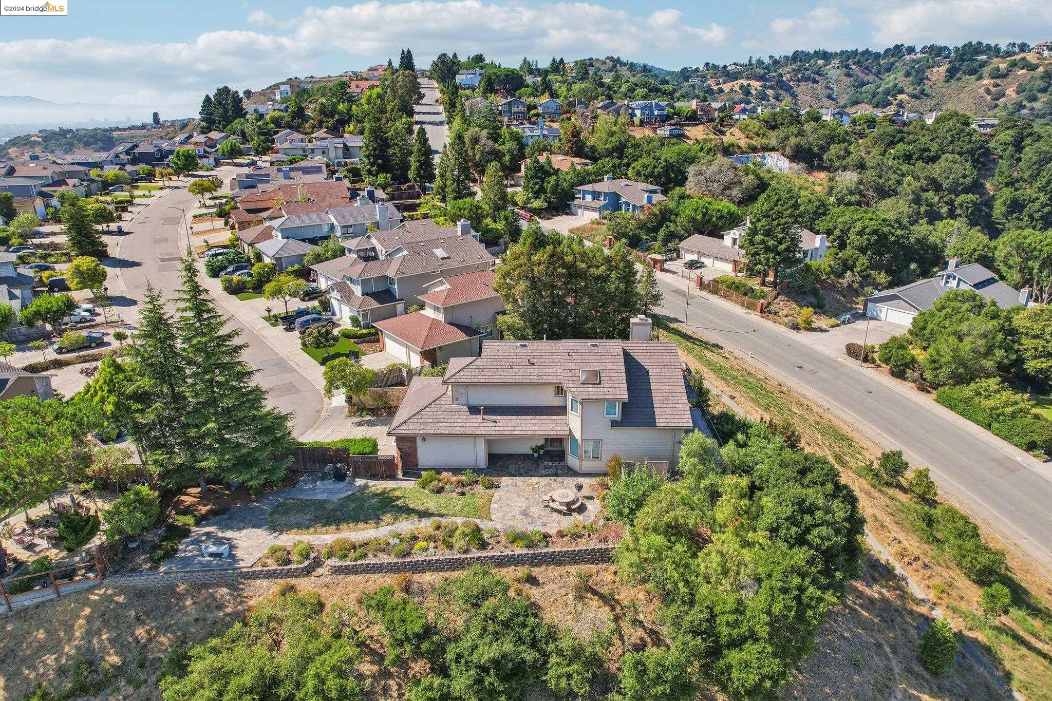 5028 Crystal Ridge Ct