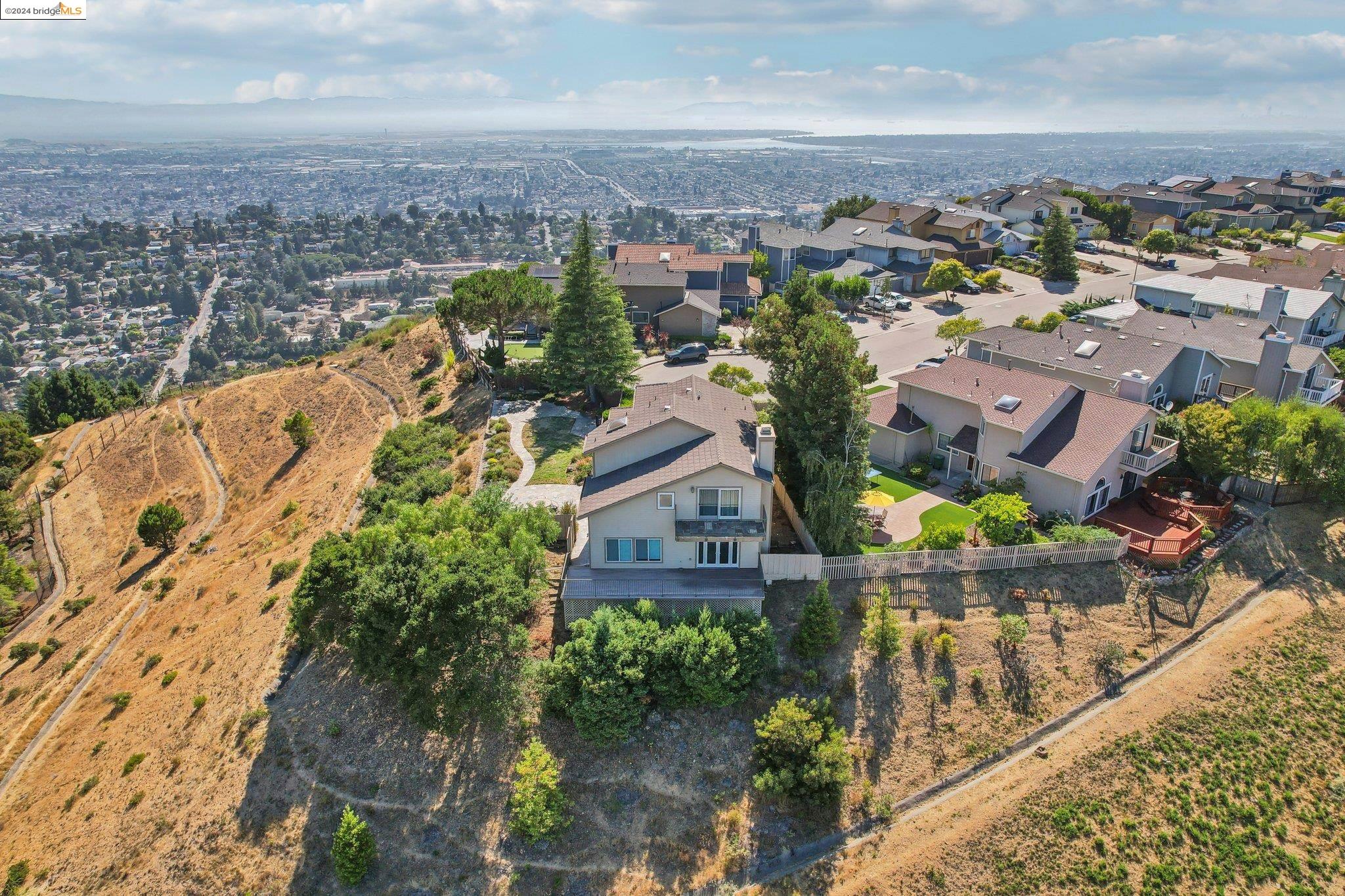 5028 Crystal Ridge Ct