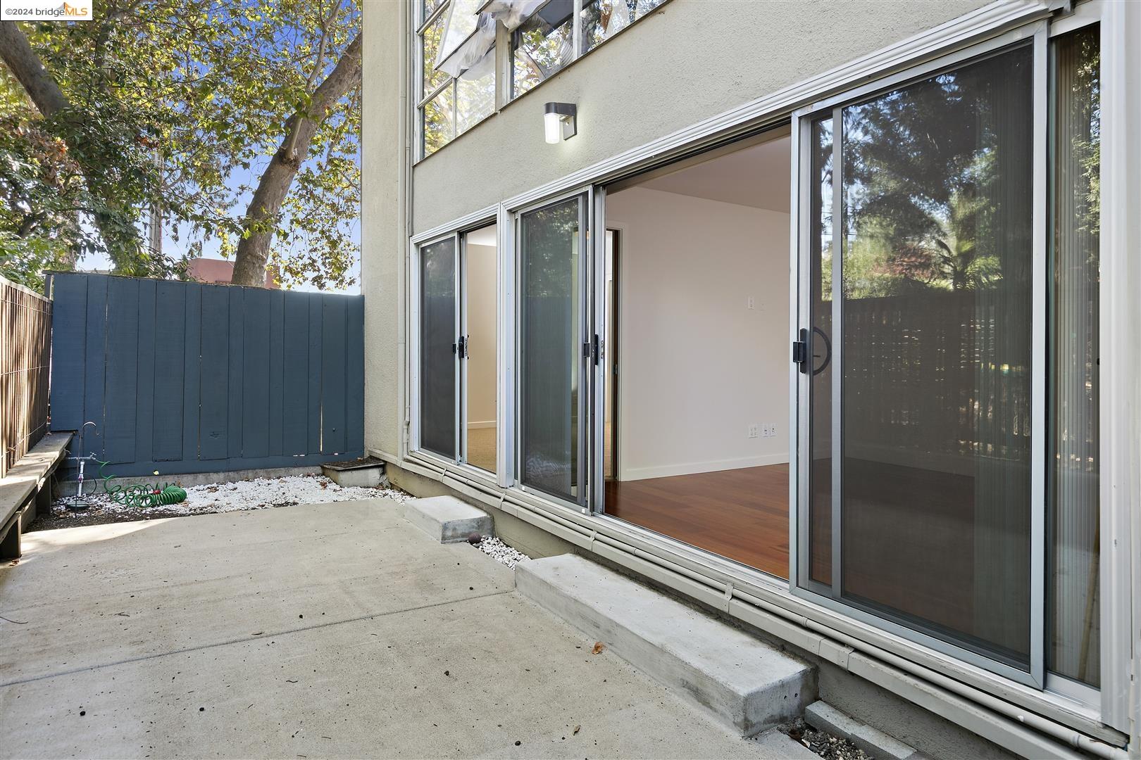 2130 Mountain Blvd # 101