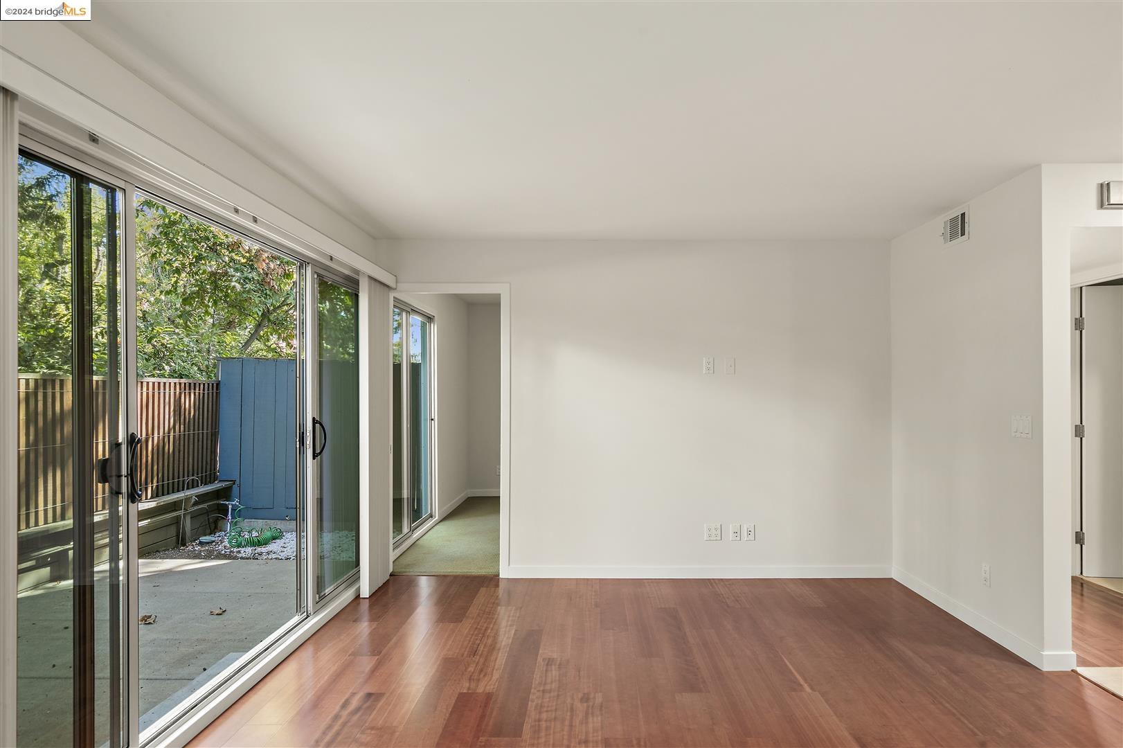 2130 Mountain Blvd # 101