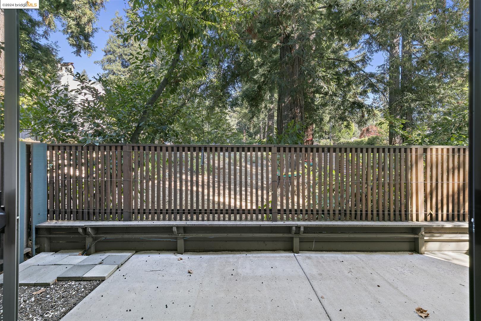 2130 Mountain Blvd # 101