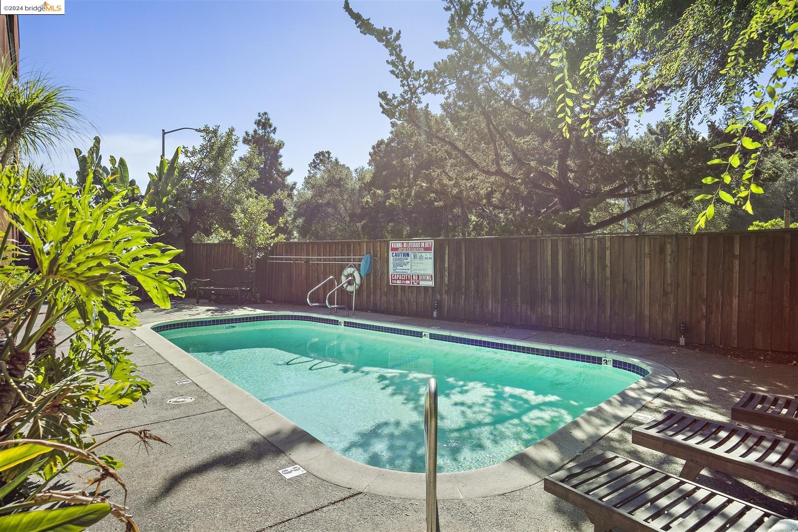 2130 Mountain Blvd # 101