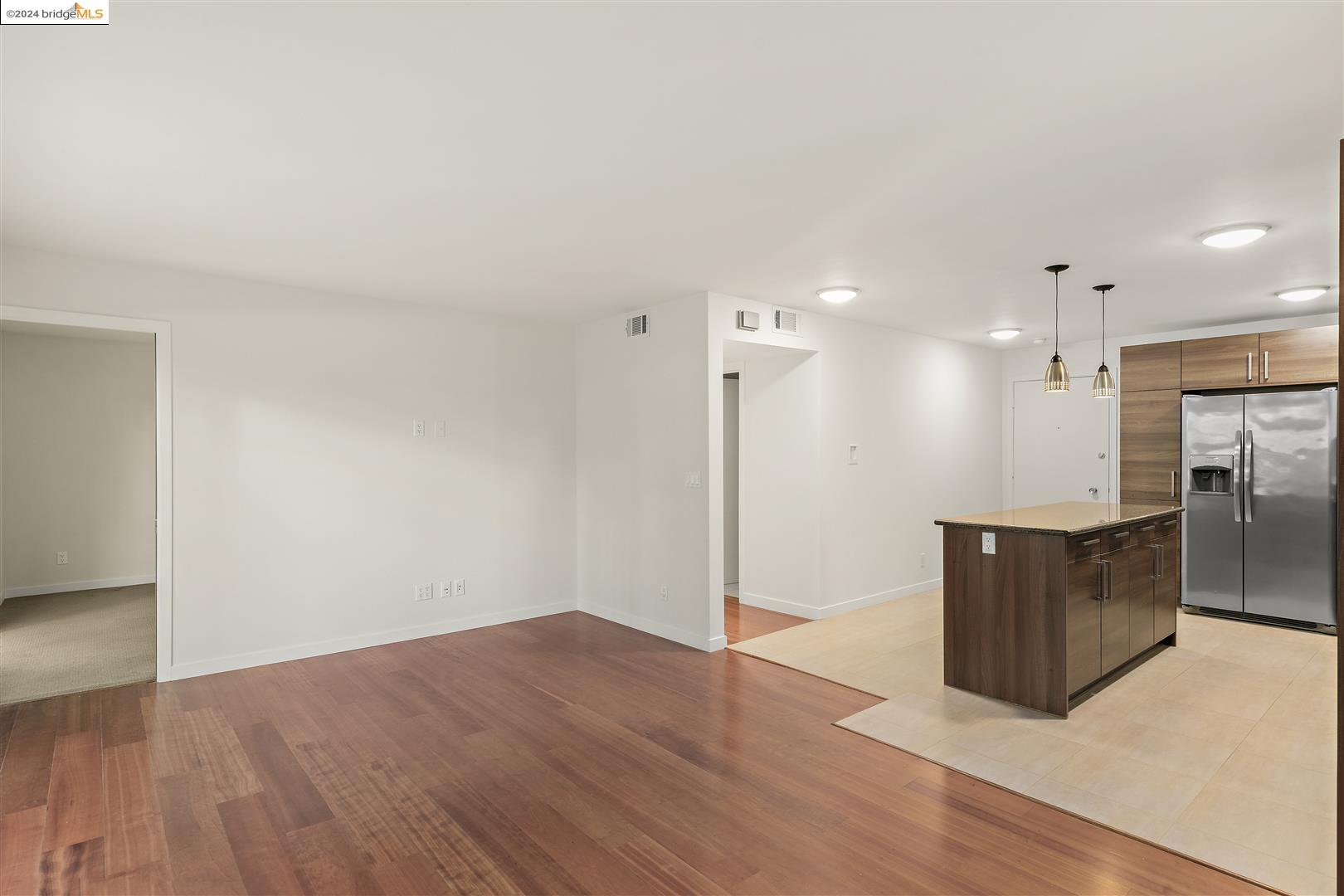 2130 Mountain Blvd # 101