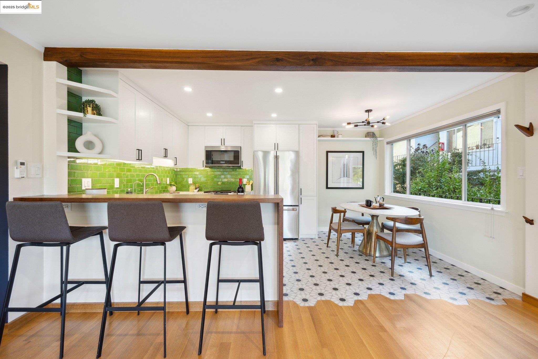 1124 Hollywood Ave # 2