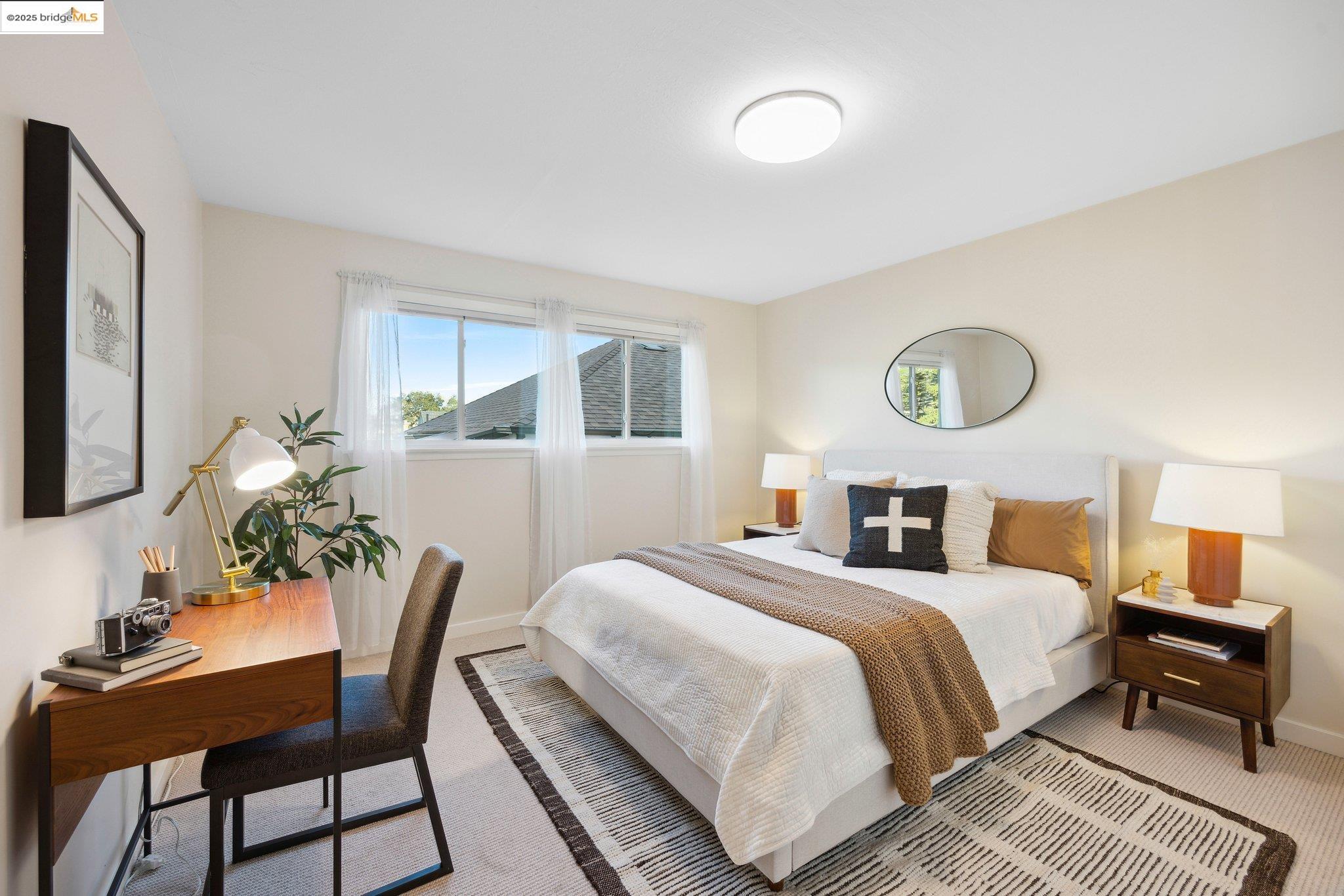 1124 Hollywood Ave # 2