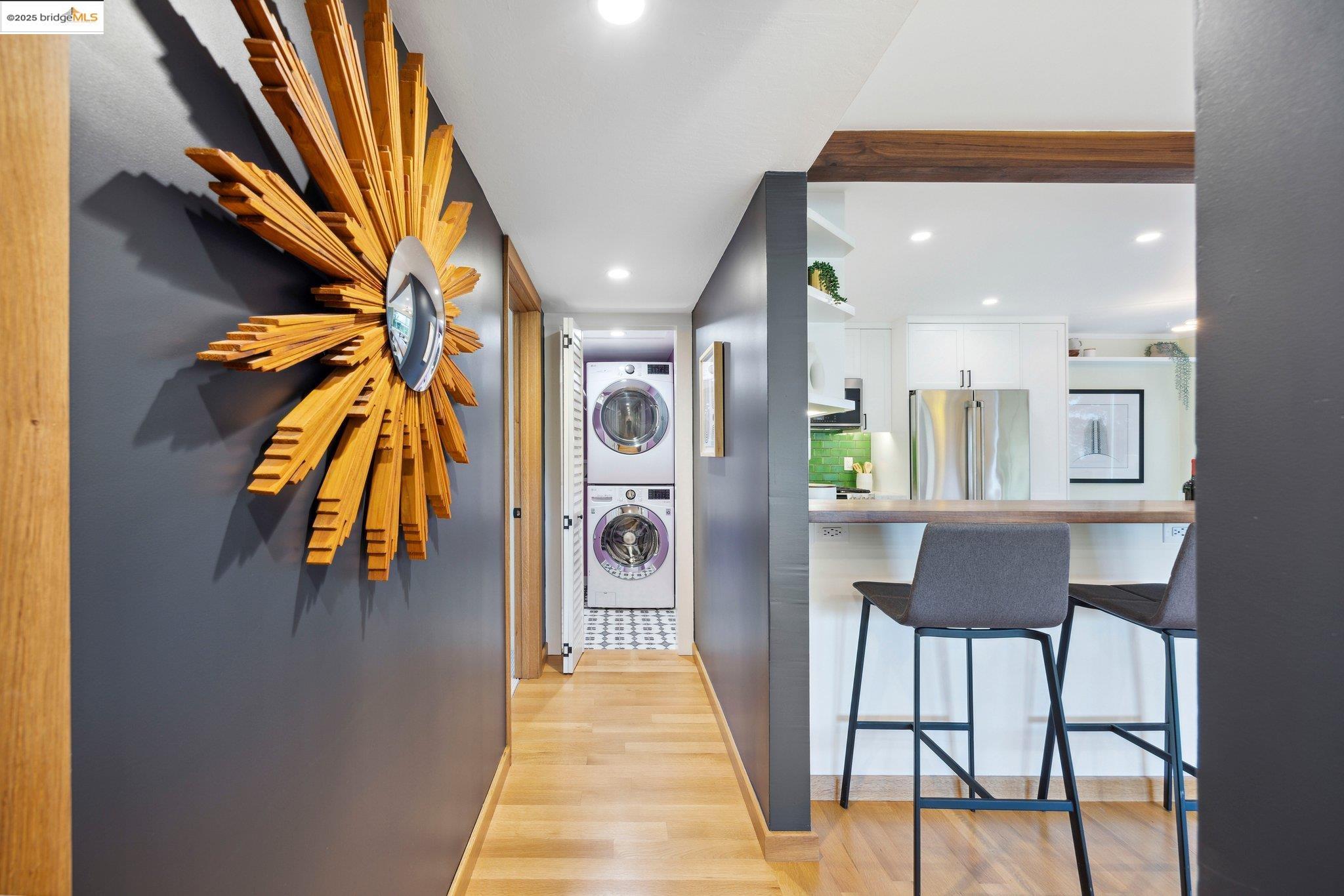1124 Hollywood Ave # 2