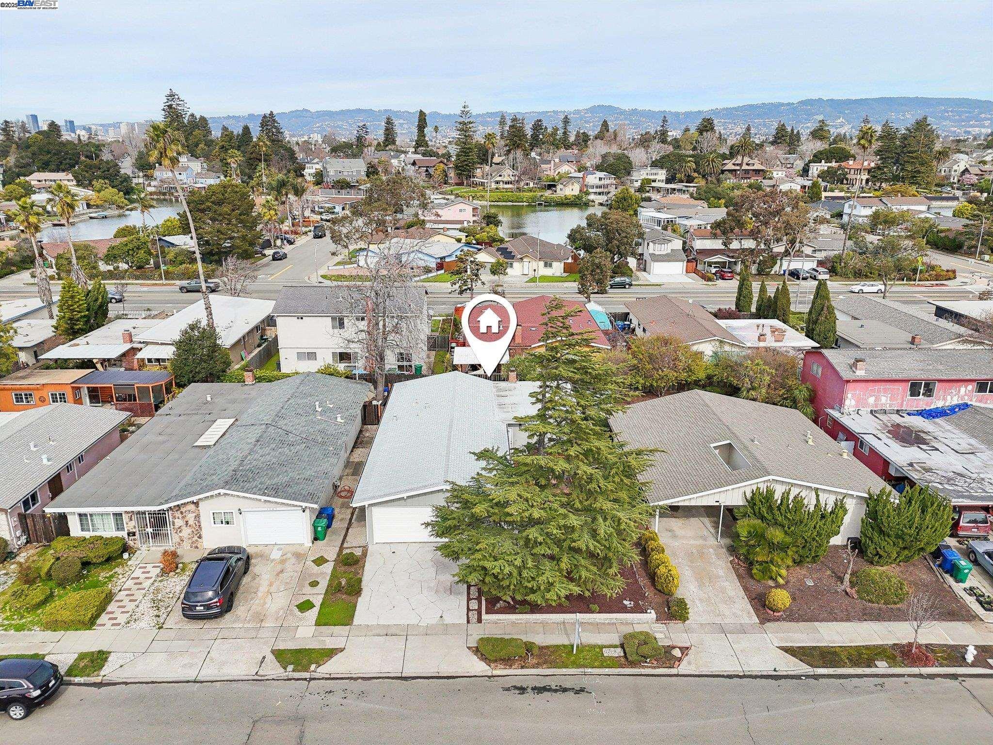 1145 Rosewood Way