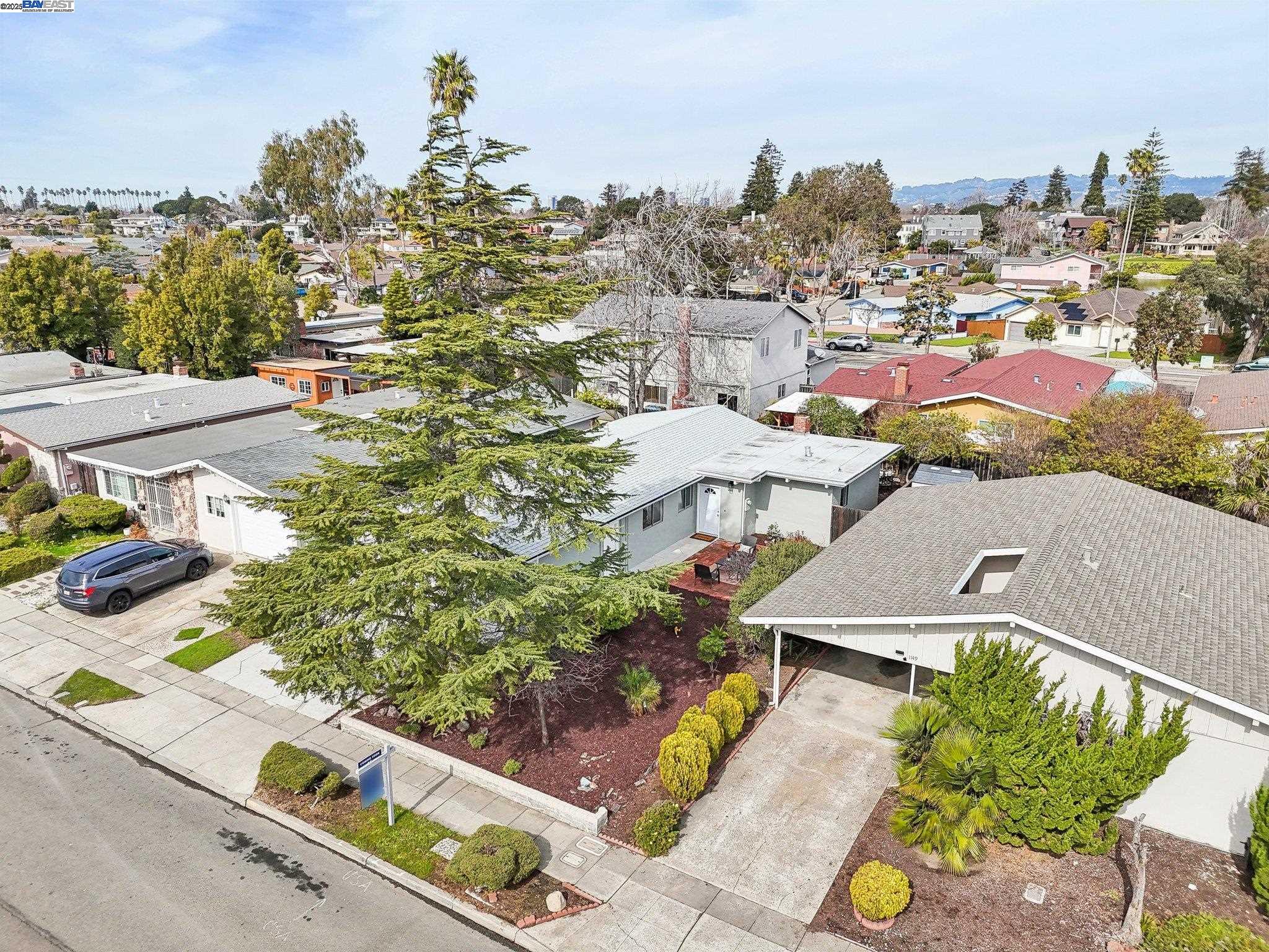 1145 Rosewood Way