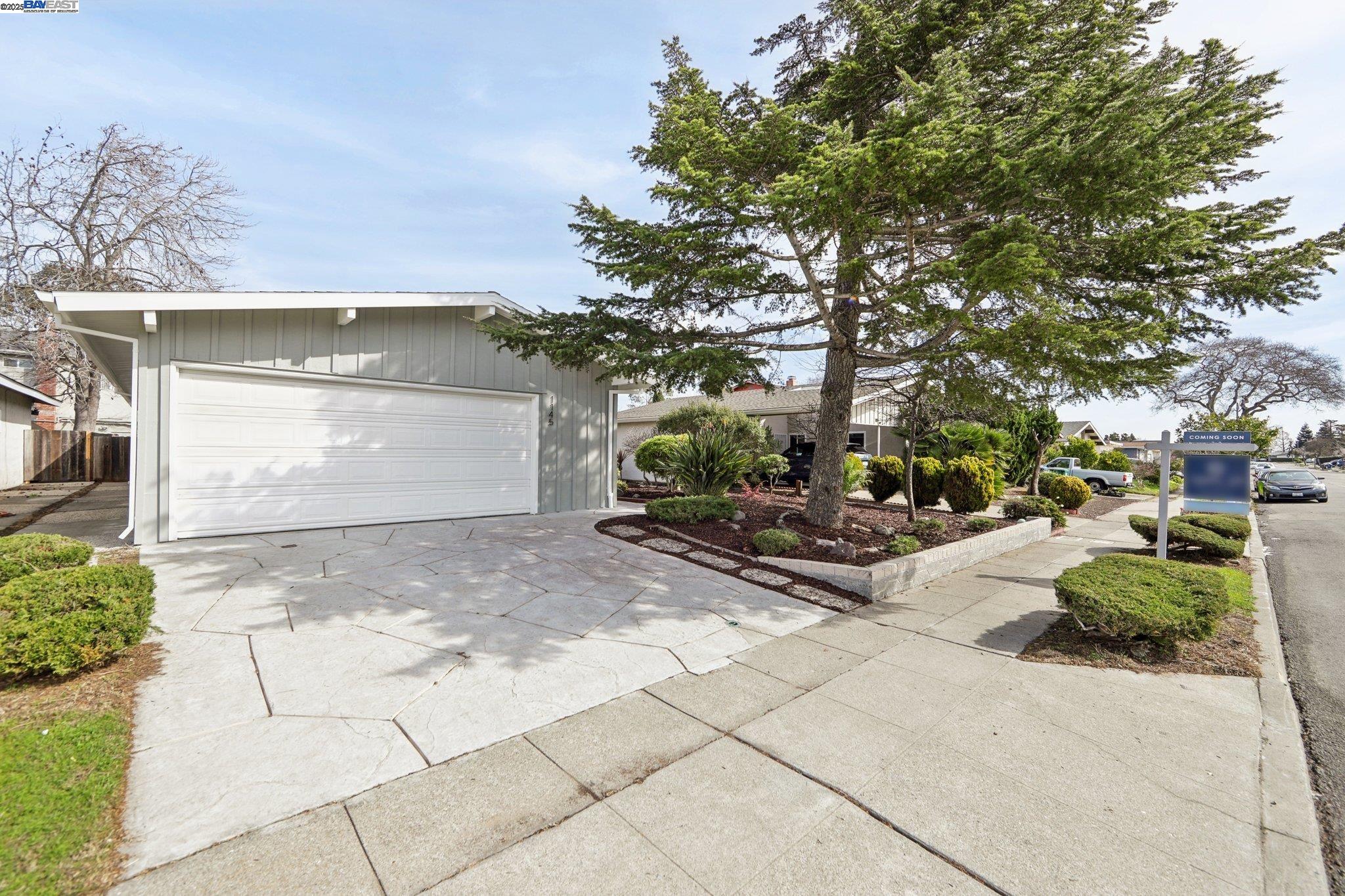 1145 Rosewood Way