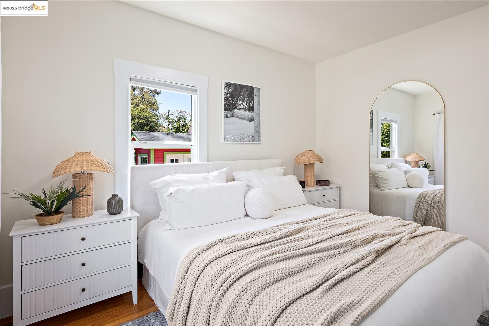 4207 Aqua Vista St