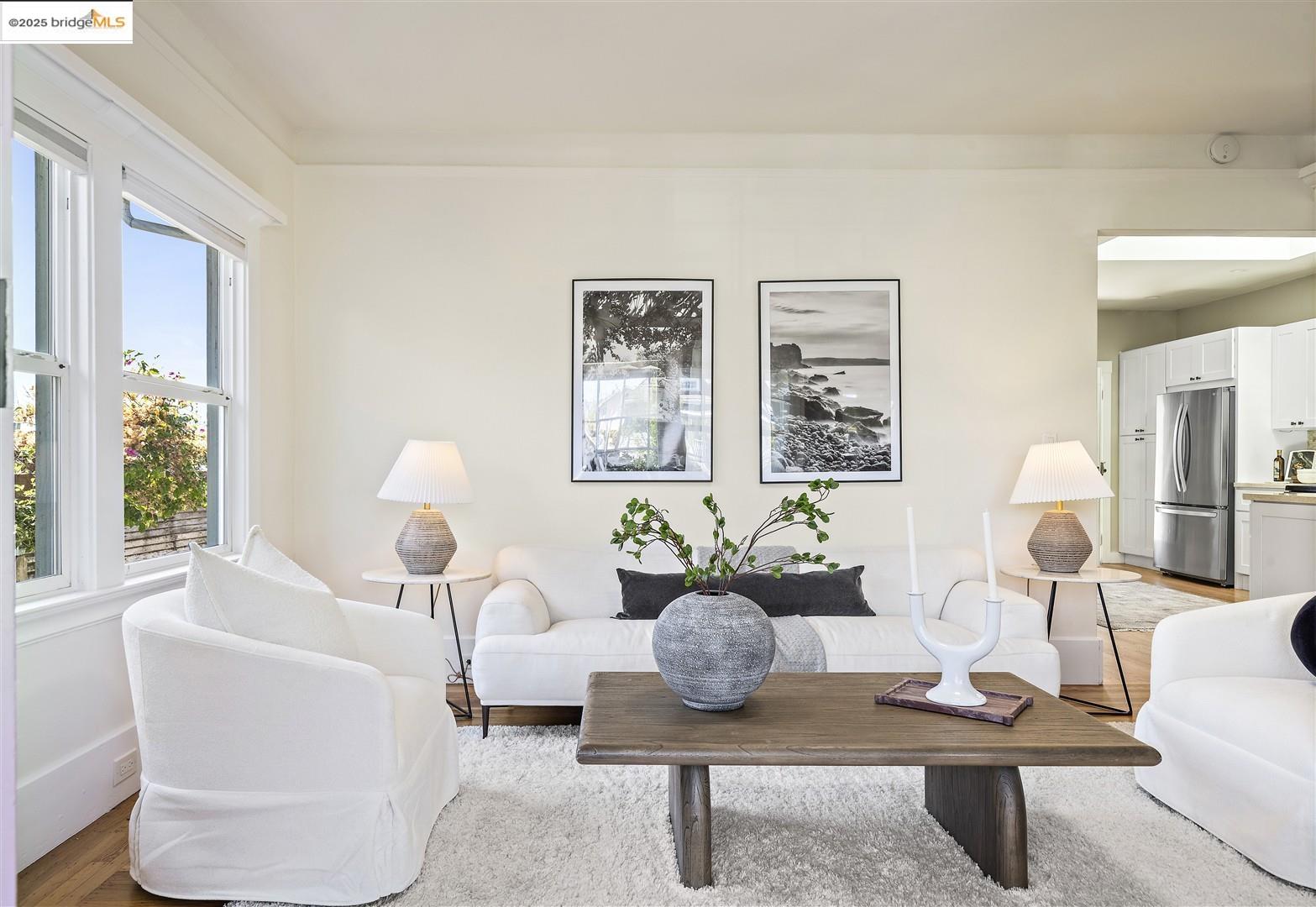 4207 Aqua Vista St